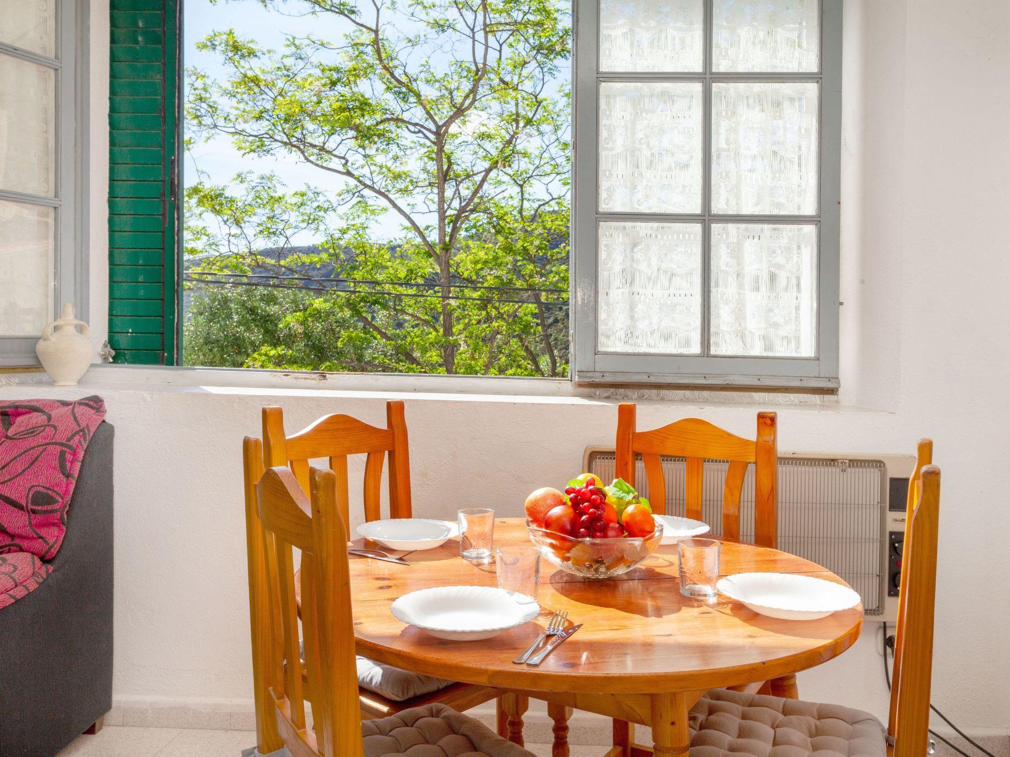 Photo 7 - Appartement de 2 chambres à El Port de la Selva avec jardin et vues à la mer