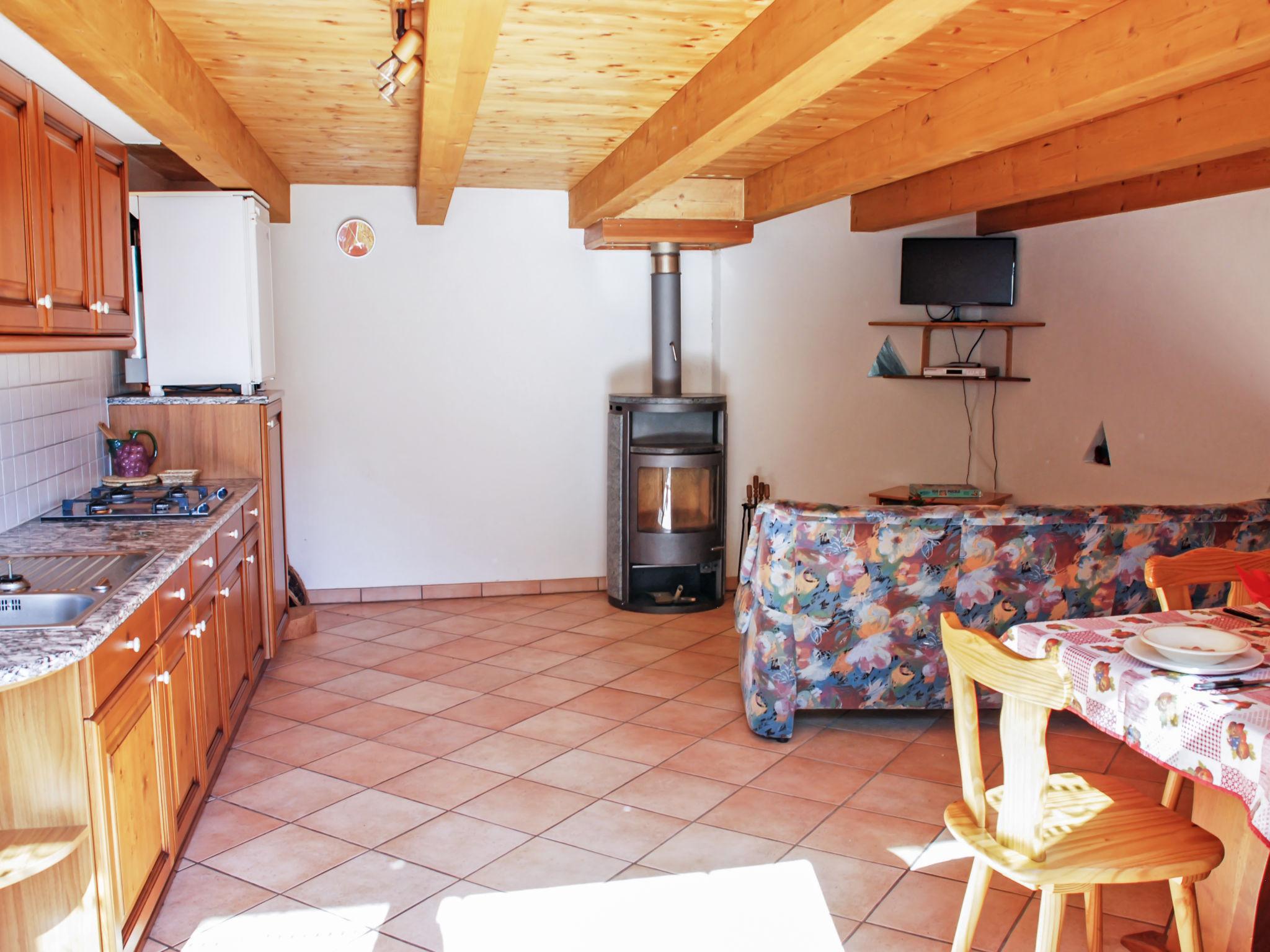 Photo 8 - House in Serravalle with garden and mountain view