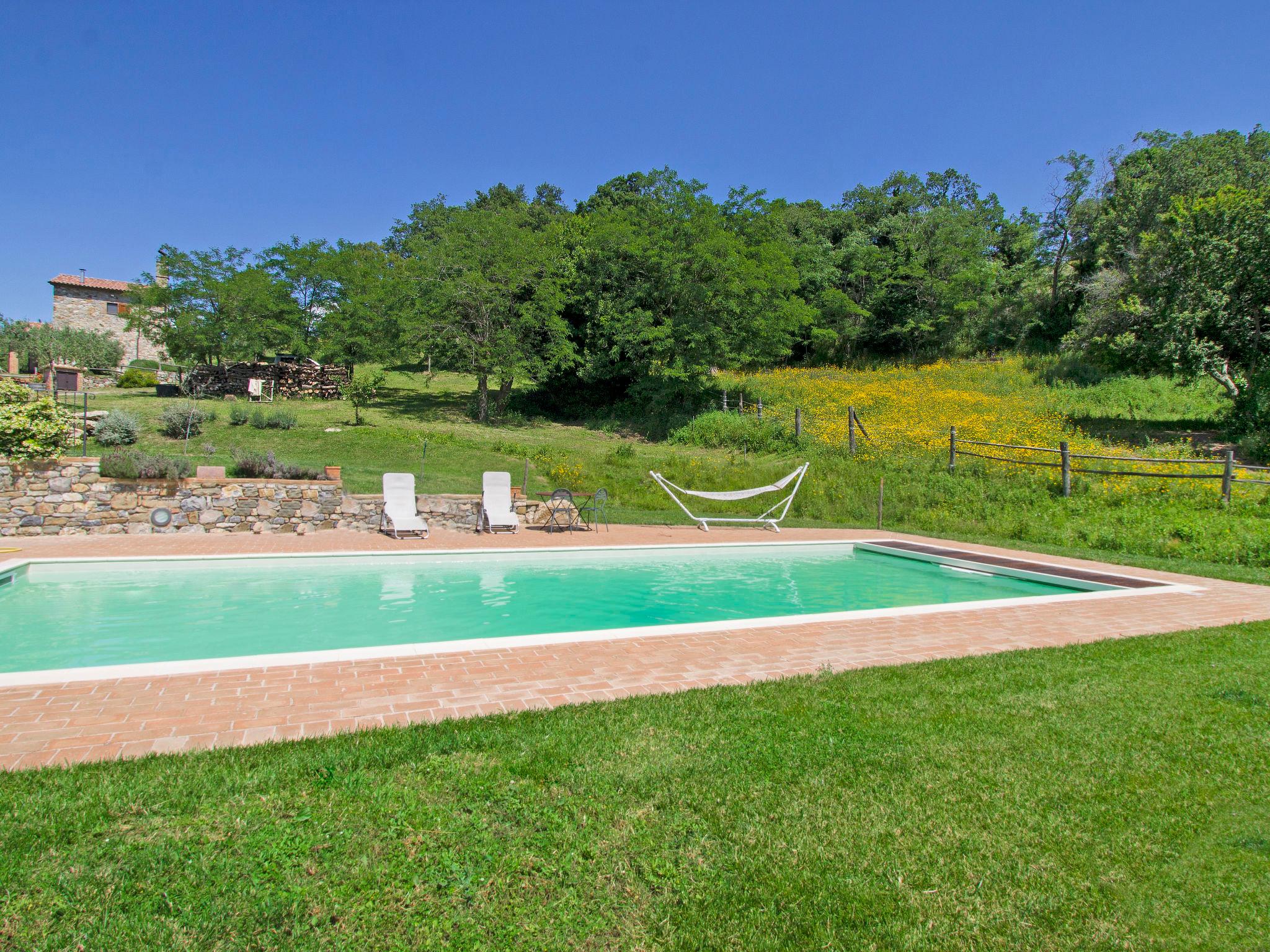 Foto 1 - Casa de 1 quarto em Scansano com piscina privada e jardim