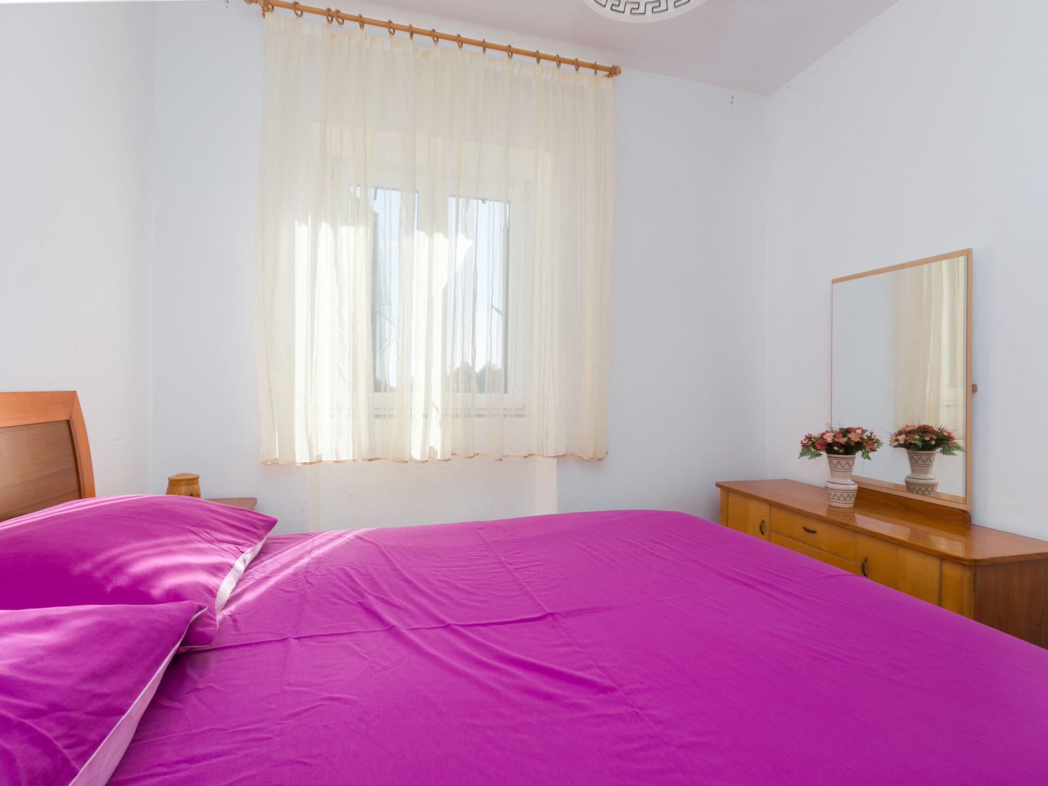 Photo 13 - 3 bedroom Apartment in Umag with swimming pool and sea view