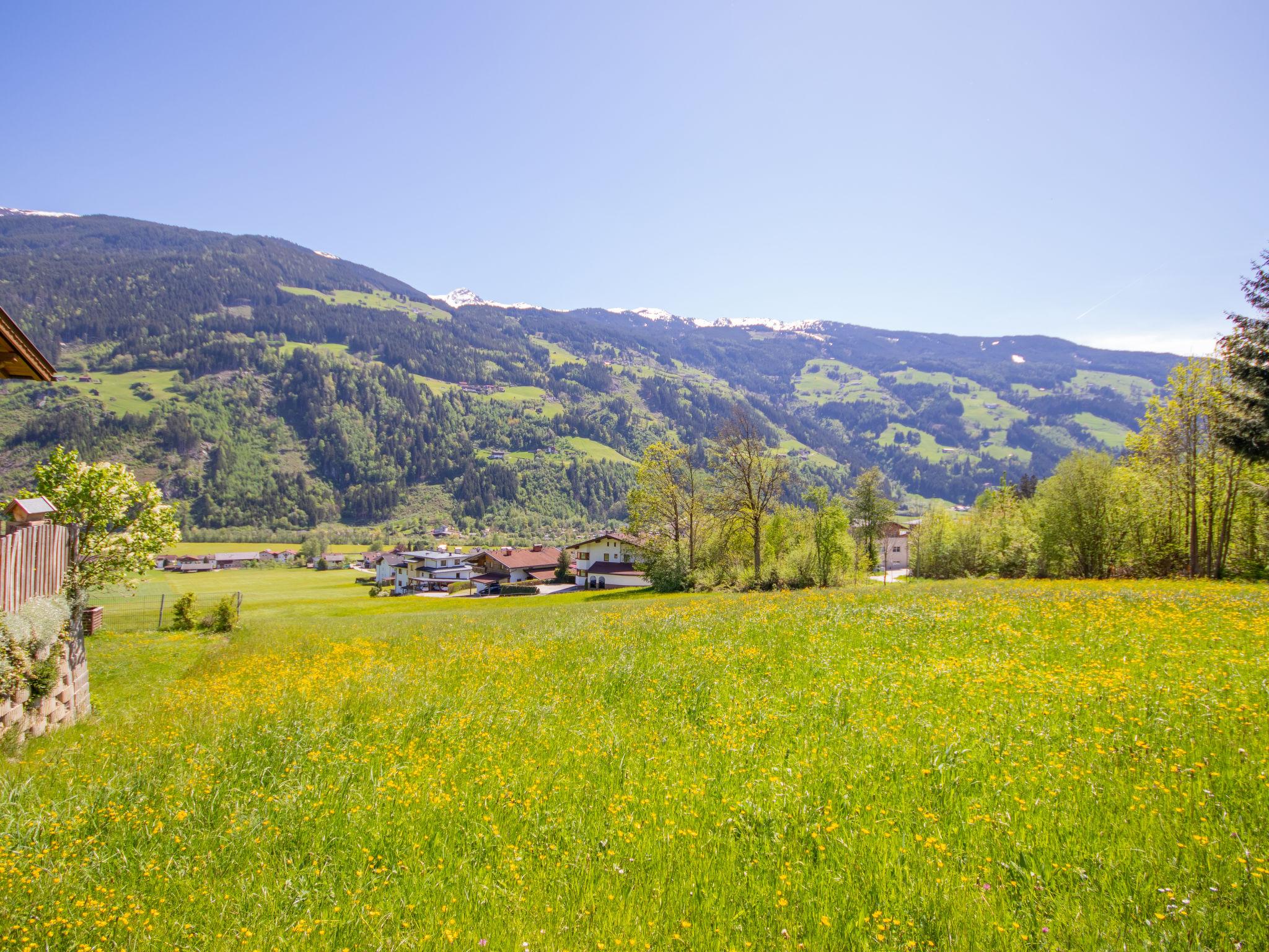 Foto 20 - Apartamento de 2 habitaciones en Aschau im Zillertal con terraza y vistas a la montaña