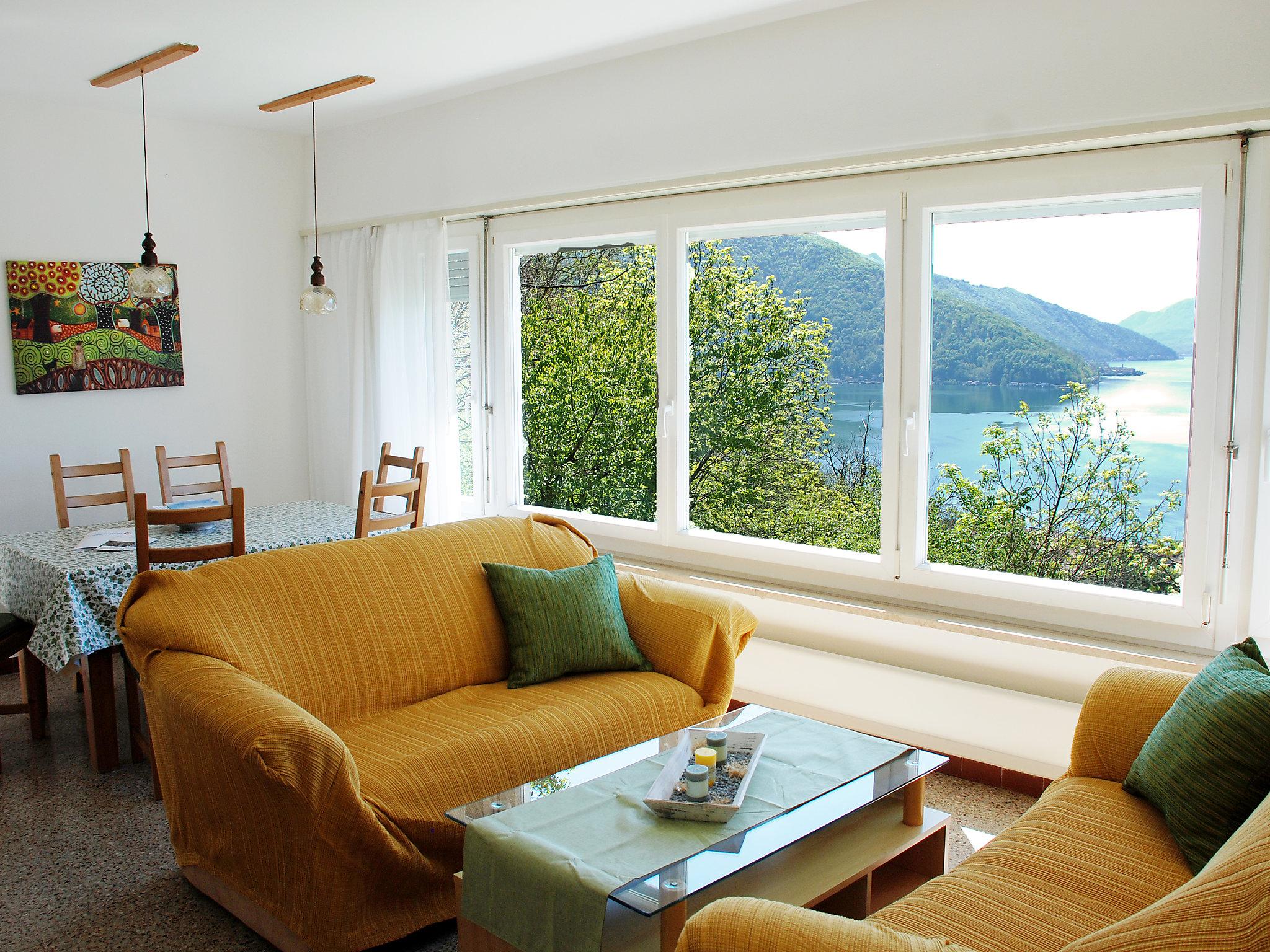 Photo 4 - Maison de 3 chambres à Bissone avec terrasse et vues sur la montagne