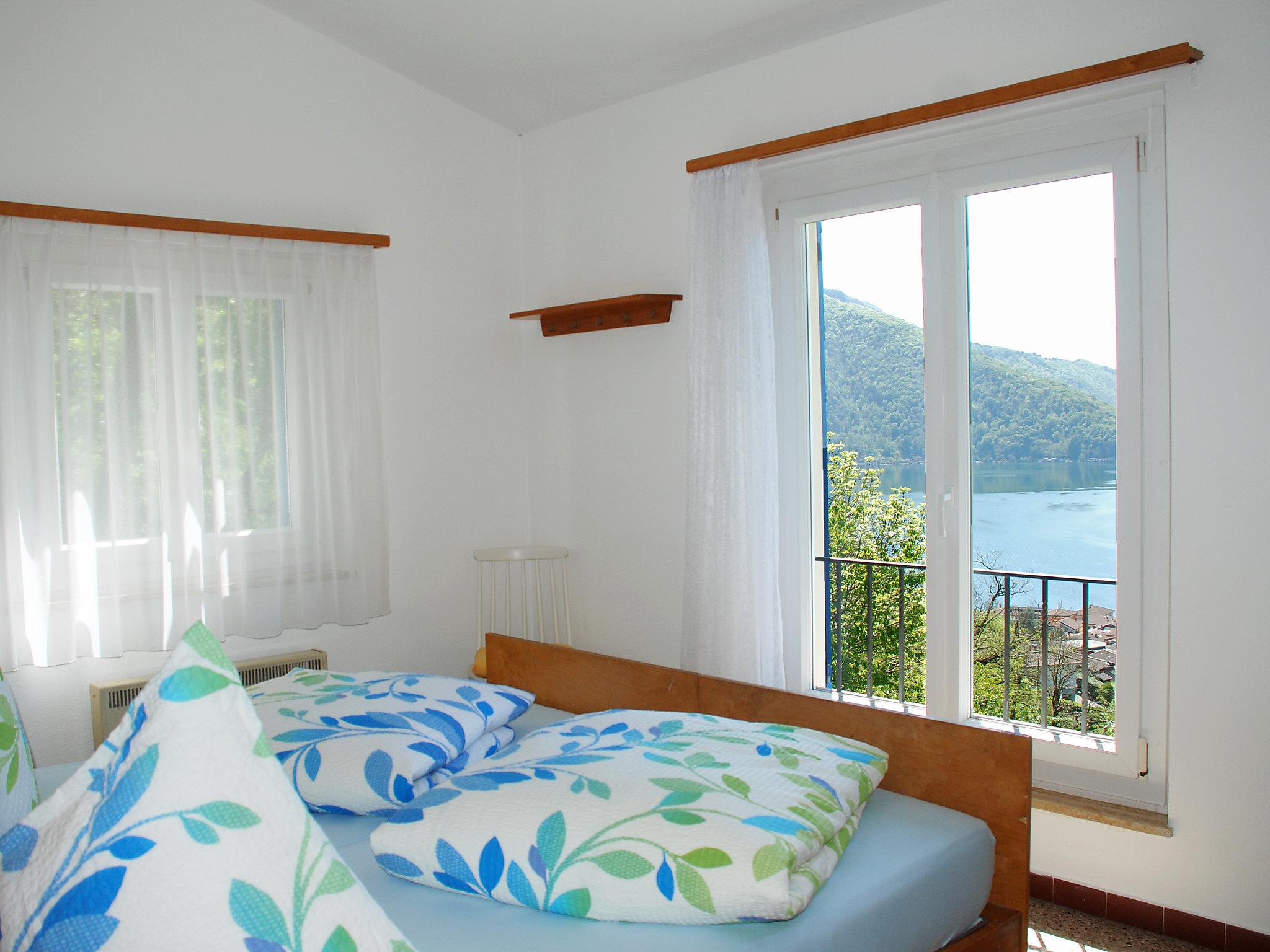 Photo 12 - 3 bedroom House in Bissone with terrace and mountain view