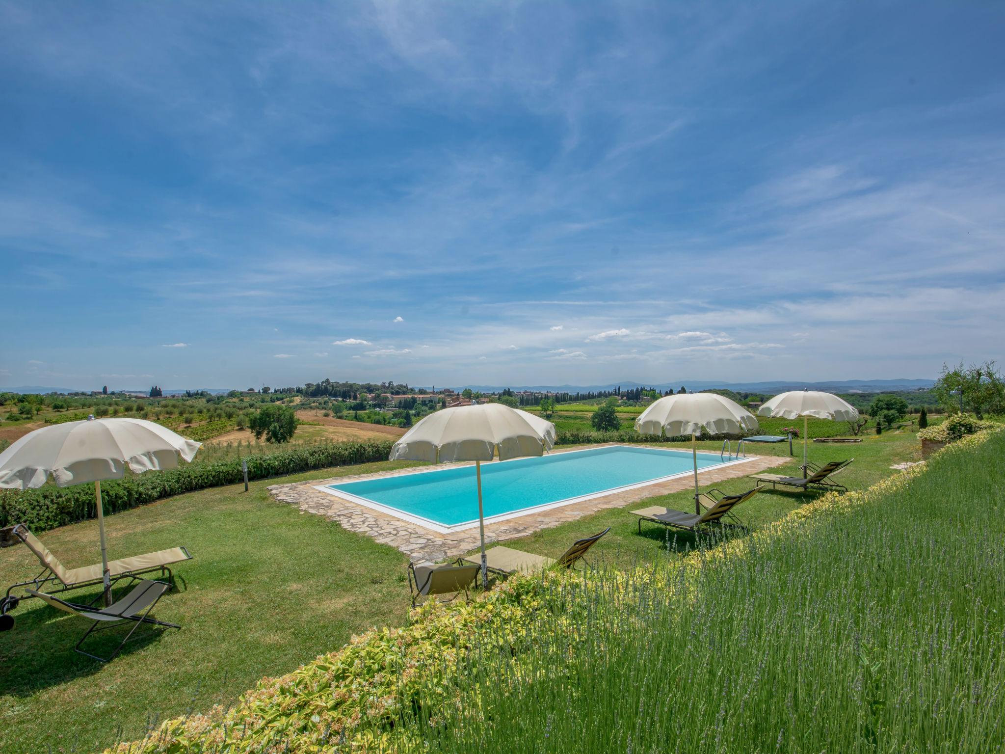 Foto 7 - Haus mit 2 Schlafzimmern in Castelnuovo Berardenga mit schwimmbad und garten