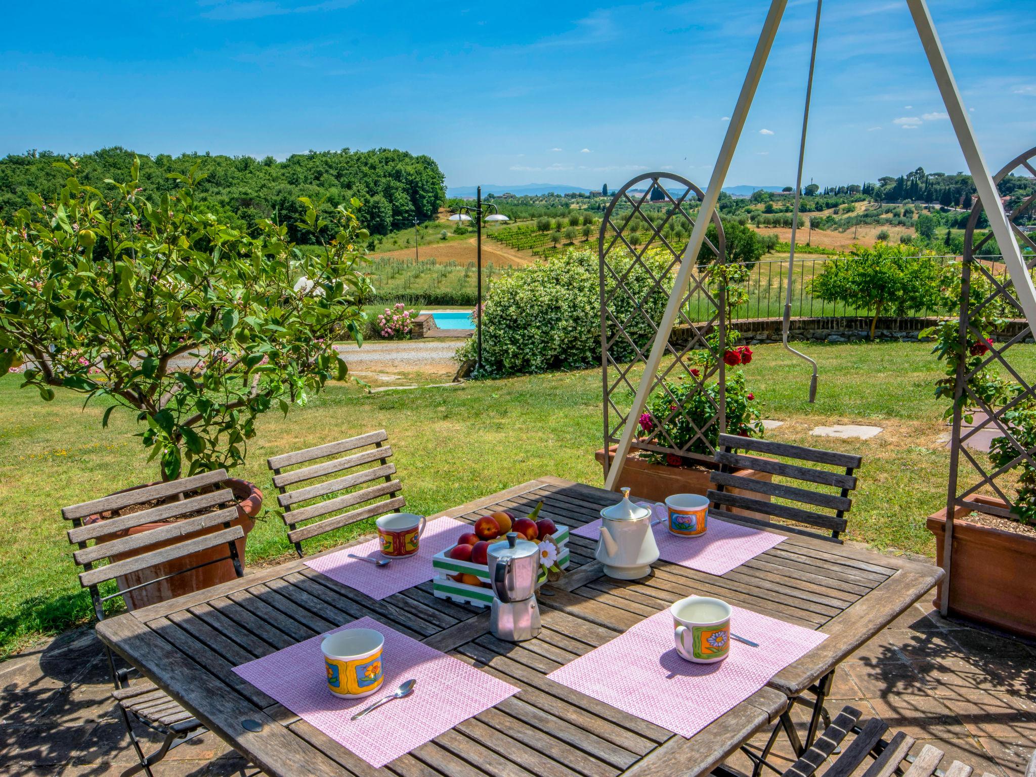 Foto 3 - Casa de 2 quartos em Castelnuovo Berardenga com piscina e jardim