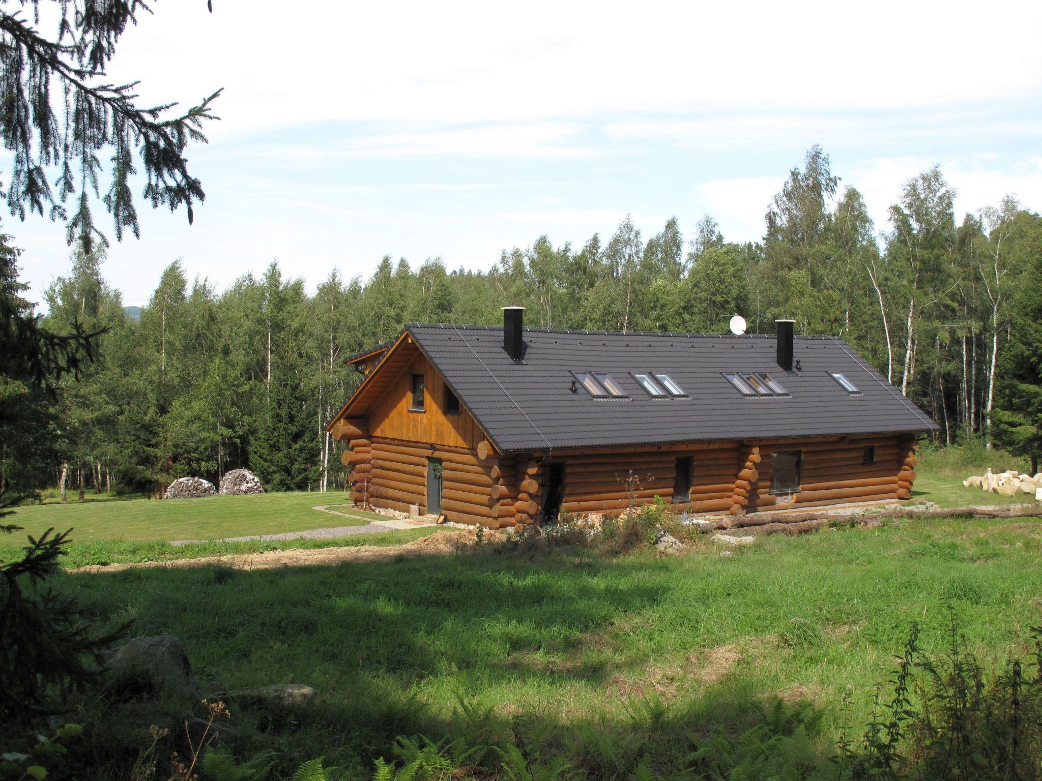 Foto 42 - Casa de 7 quartos em Benešov nad Černou com terraço e banheira de hidromassagem