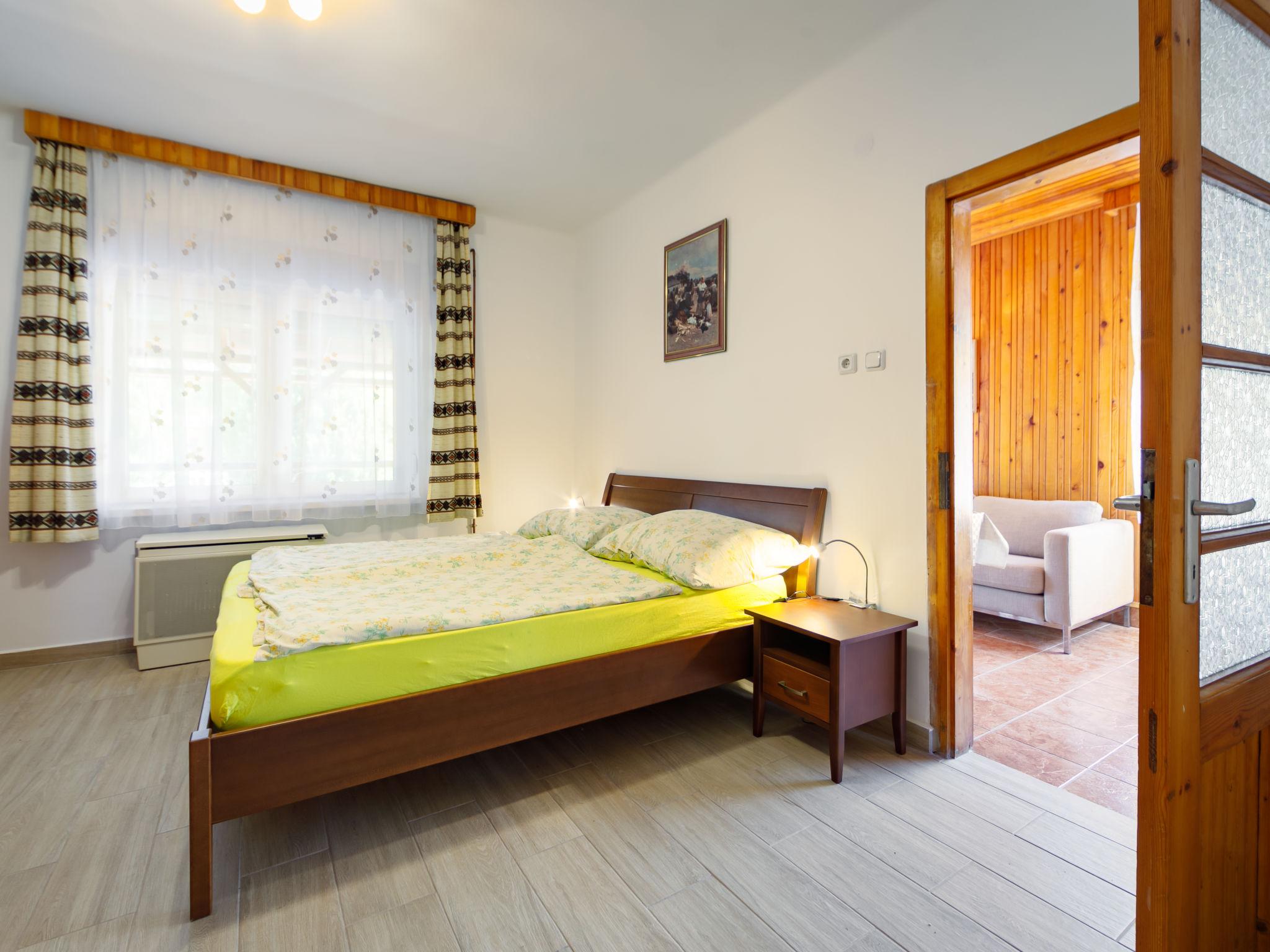 Foto 5 - Casa con 1 camera da letto a Zamárdi con giardino e terrazza