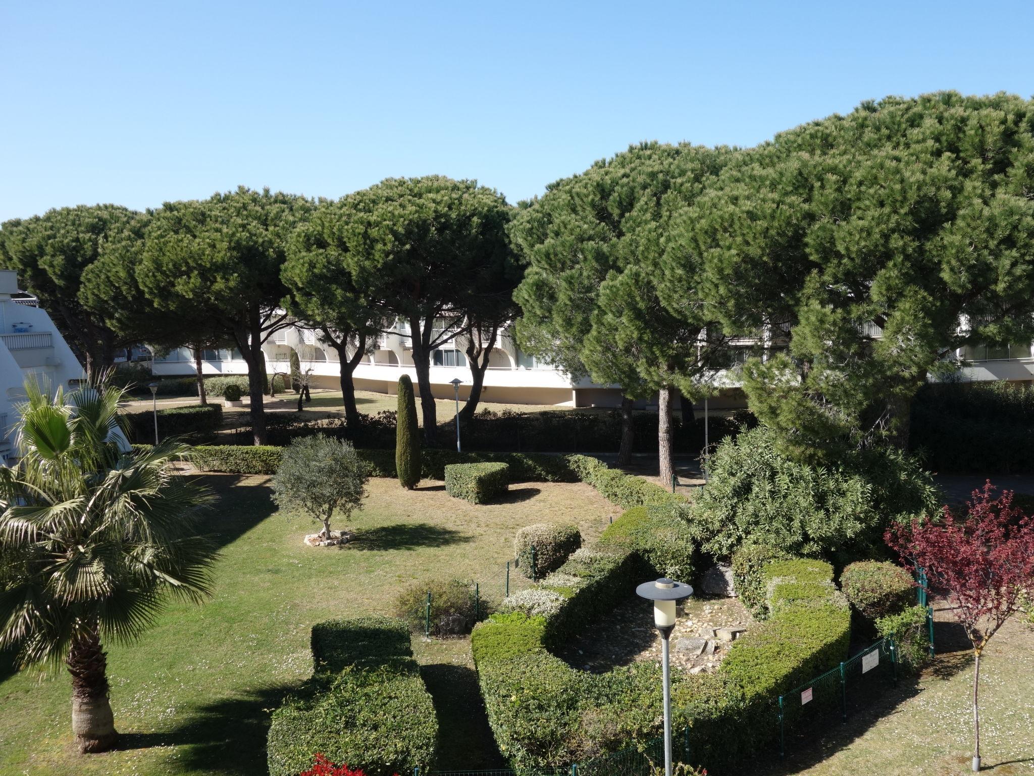 Foto 12 - Apartamento de 1 habitación en Le Grau-du-Roi con terraza y vistas al mar