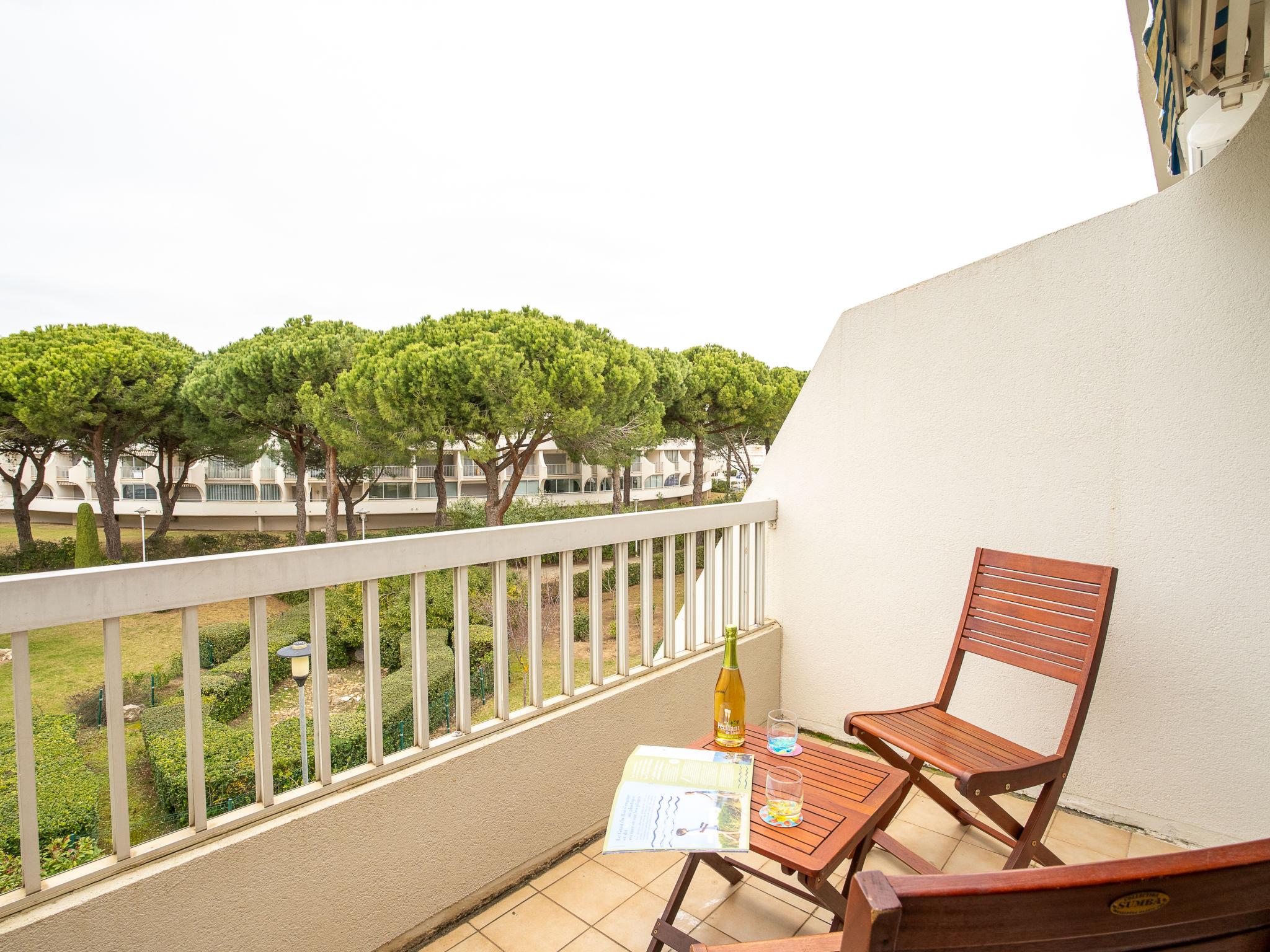 Photo 2 - Appartement de 1 chambre à Le Grau-du-Roi avec terrasse et vues à la mer