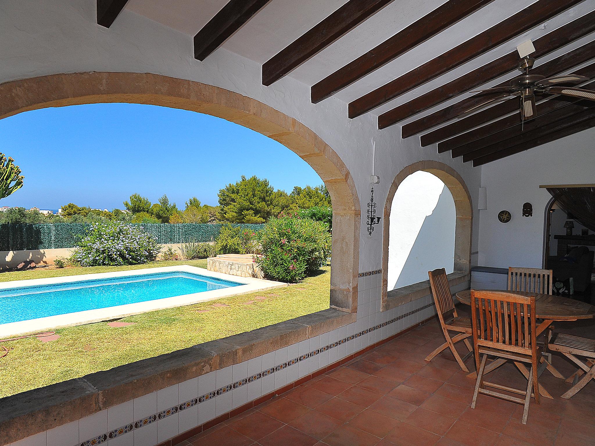 Foto 19 - Casa de 3 quartos em Jávea com piscina privada e vistas do mar