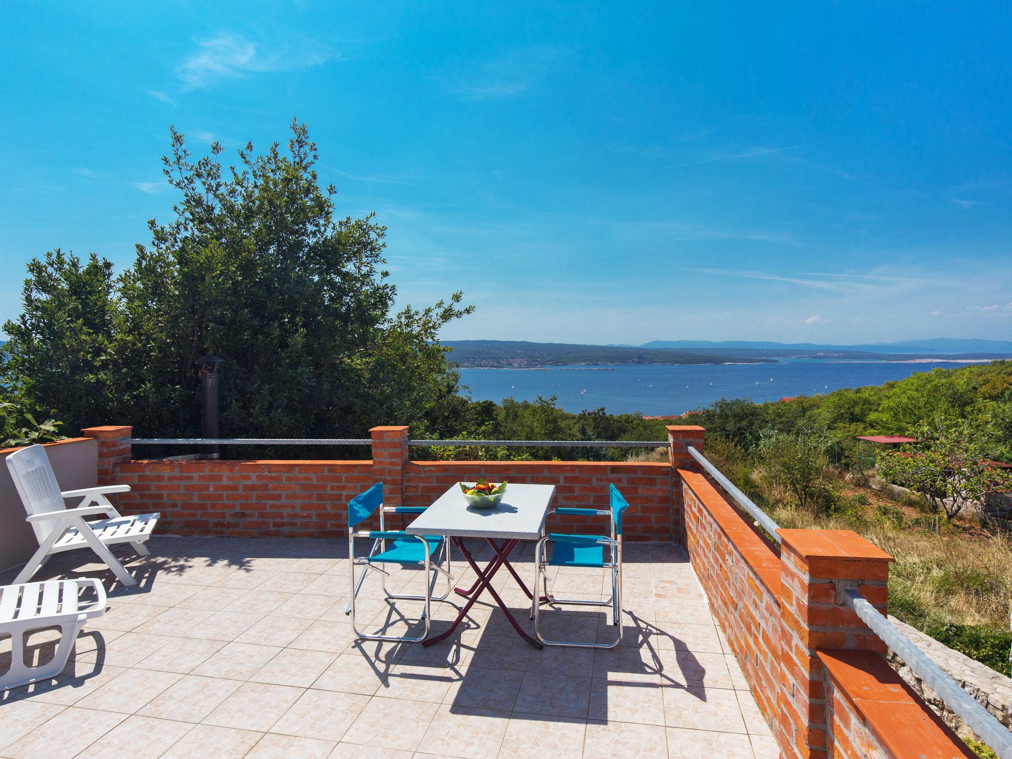 Photo 2 - Maison de 2 chambres à Crikvenica avec terrasse et vues à la mer