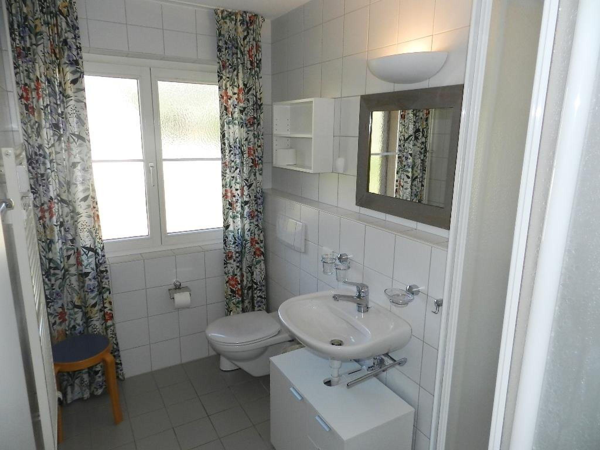 Photo 21 - 2 bedroom Apartment in Saanen with garden