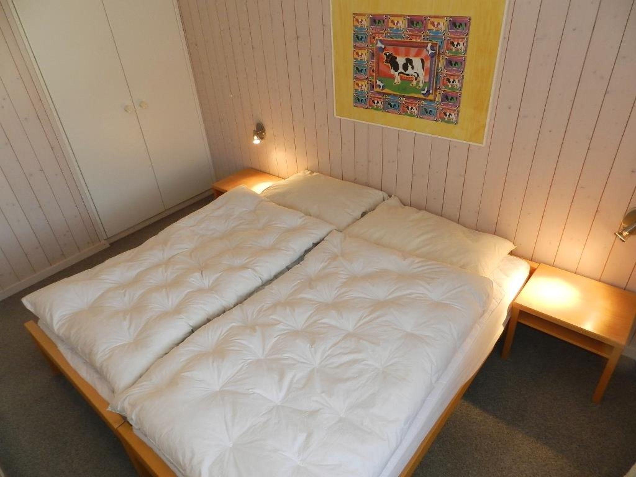 Foto 15 - Appartamento con 2 camere da letto a Saanen con giardino