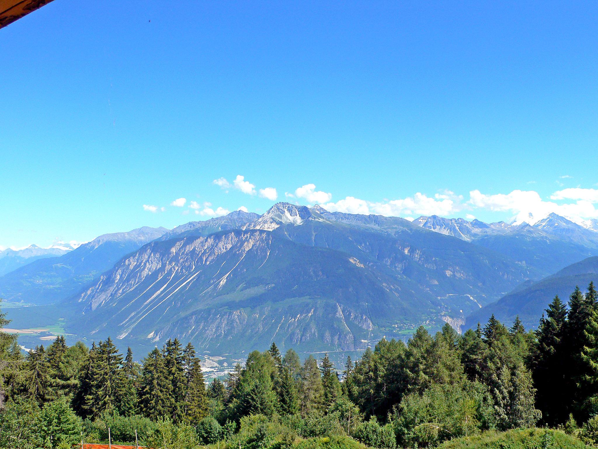 Foto 1 - Appartamento con 2 camere da letto a Crans-Montana con vista sulle montagne