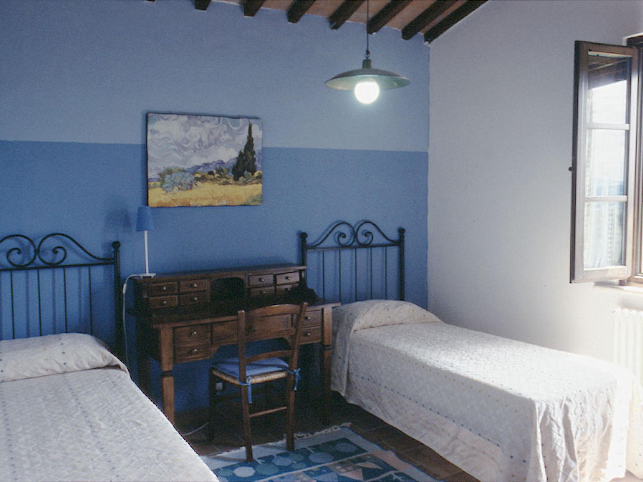 Foto 13 - Apartment mit 2 Schlafzimmern in Barberino Tavarnelle mit schwimmbad und garten