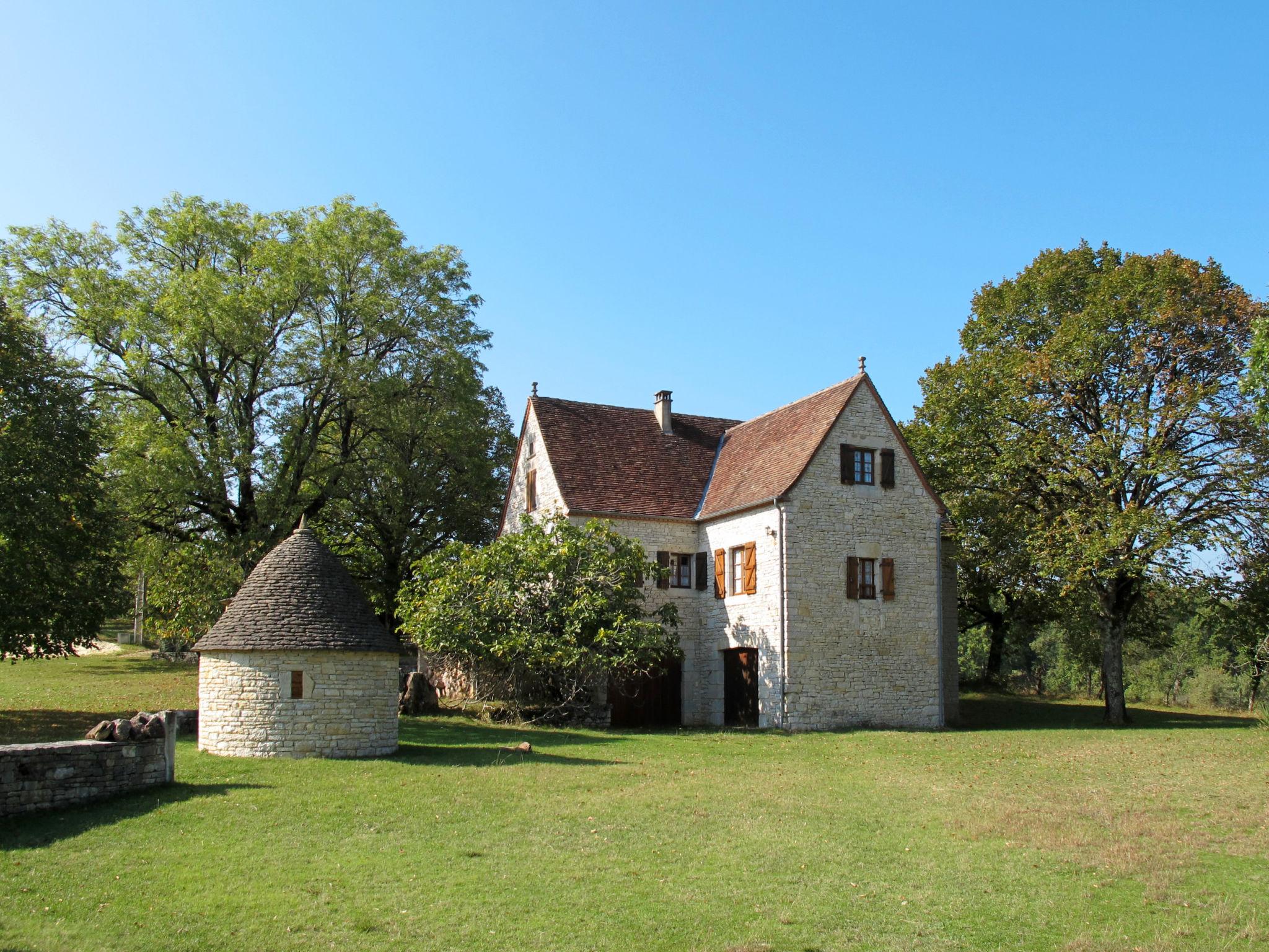 Photo 4 - Maison de 3 chambres à Saint-Chamarand avec piscine privée et terrasse