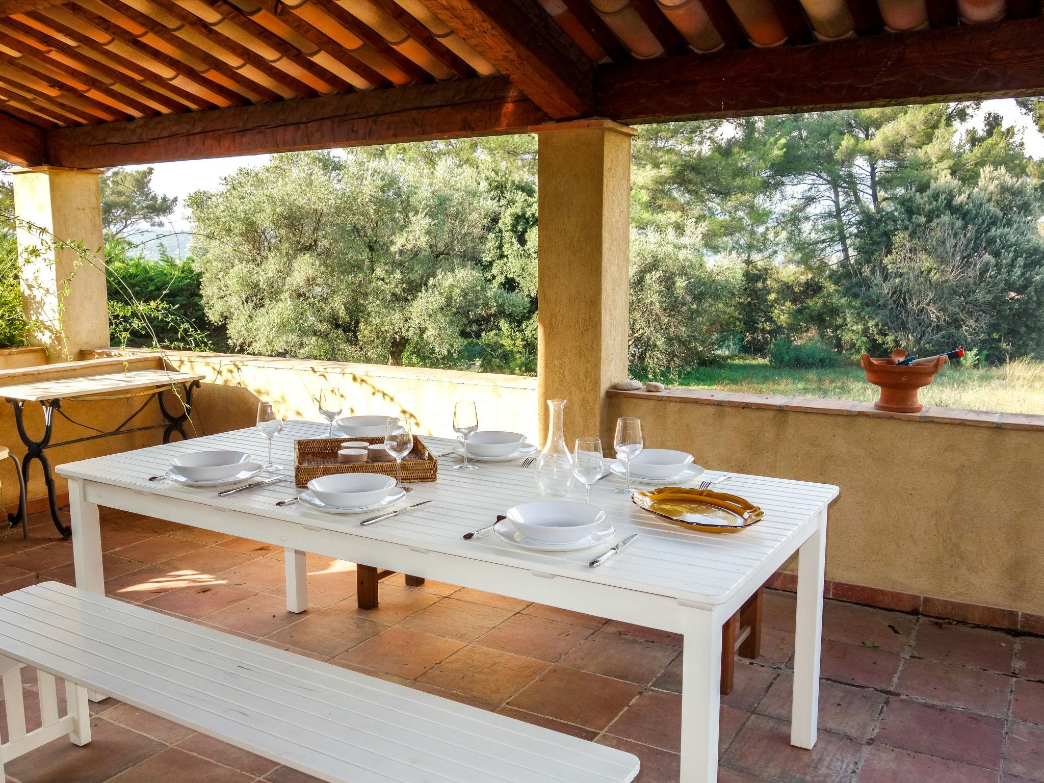 Foto 21 - Haus mit 3 Schlafzimmern in Le Castellet mit terrasse und blick aufs meer