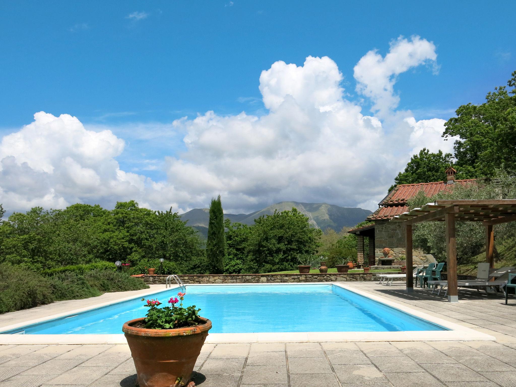 Foto 15 - Casa con 1 camera da letto a Bagni di Lucca con piscina e giardino
