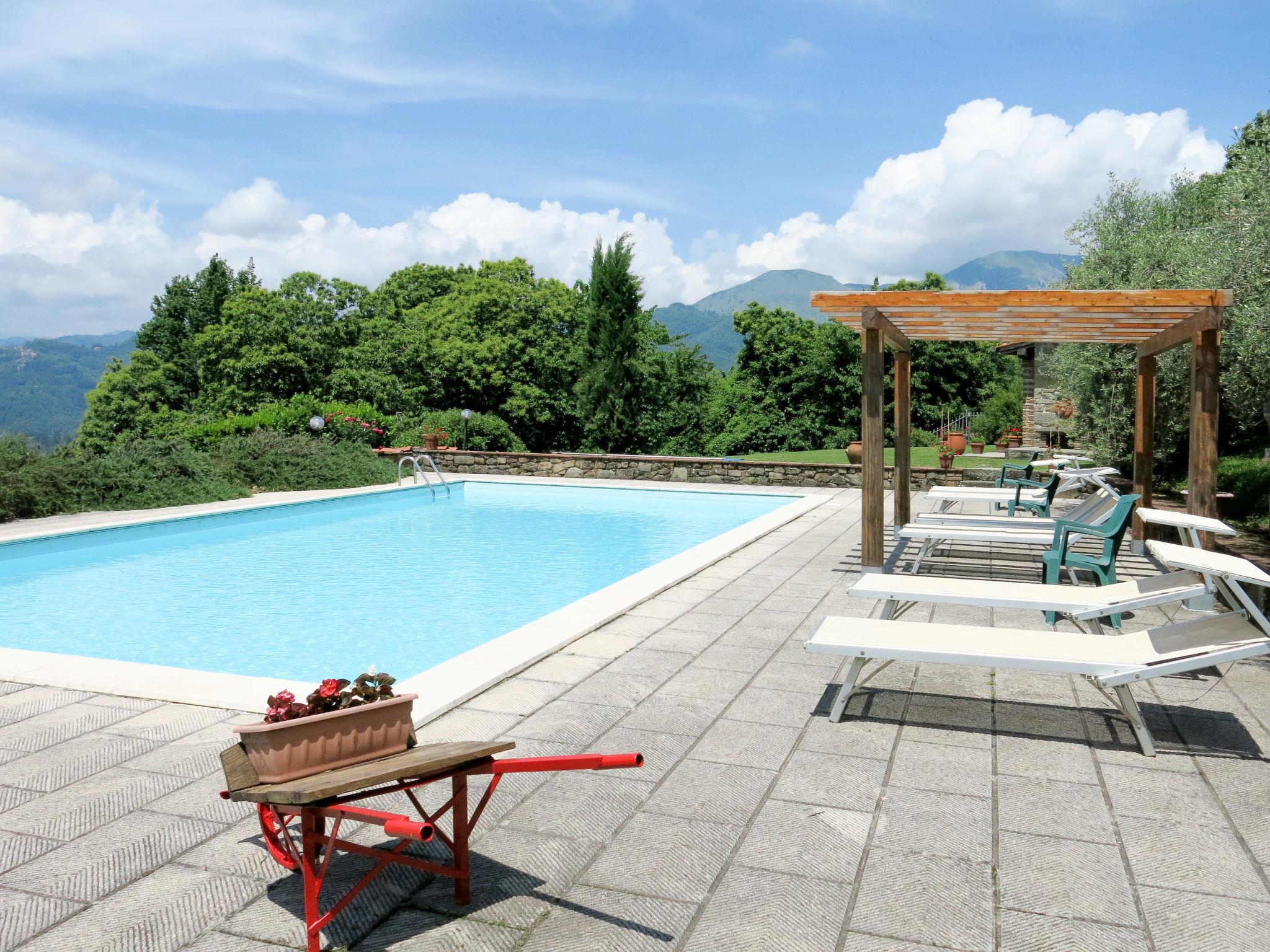 Foto 14 - Casa de 1 quarto em Bagni di Lucca com piscina e jardim