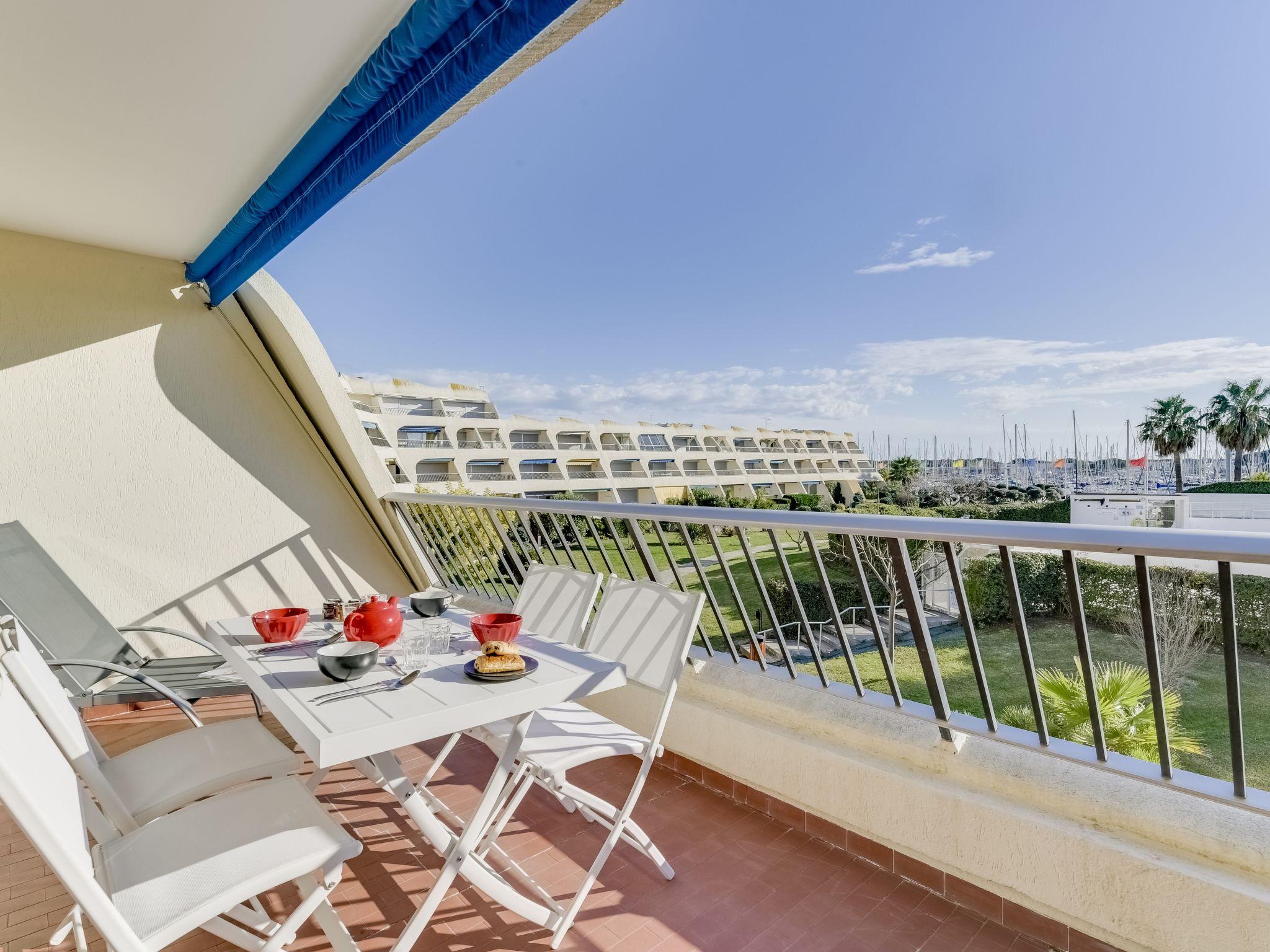 Photo 3 - Appartement de 1 chambre à Le Grau-du-Roi avec piscine et vues à la mer