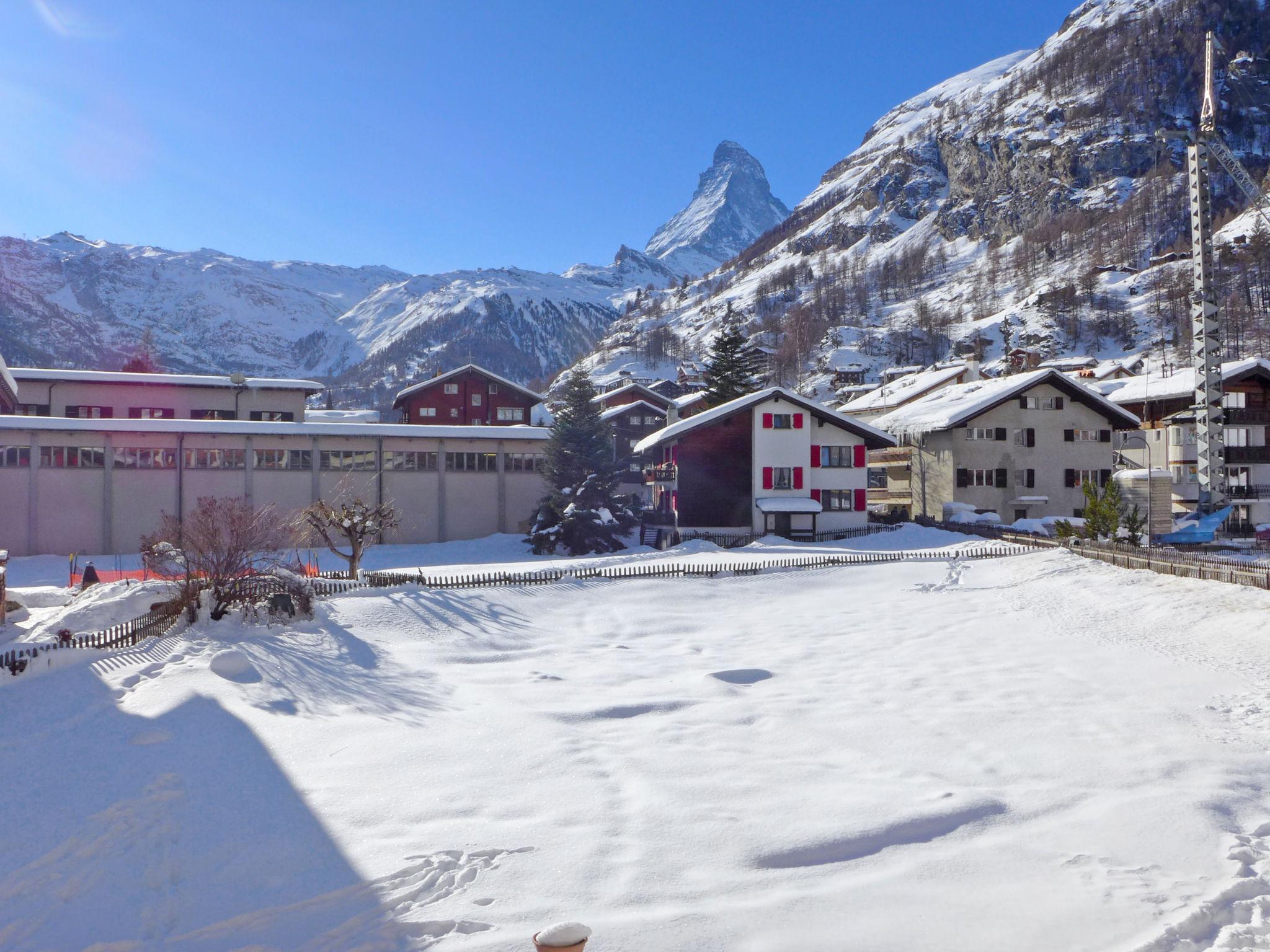 Foto 15 - Apartamento de 1 habitación en Zermatt con vistas a la montaña