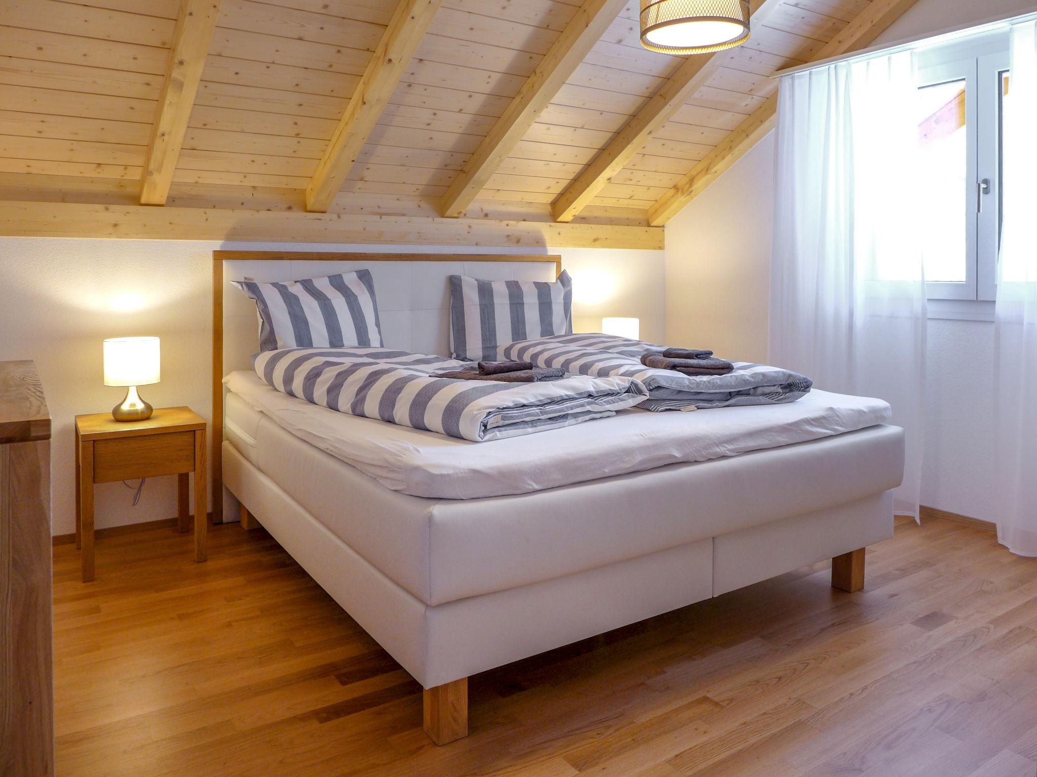 Foto 10 - Appartamento con 2 camere da letto a Kandersteg con vista sulle montagne