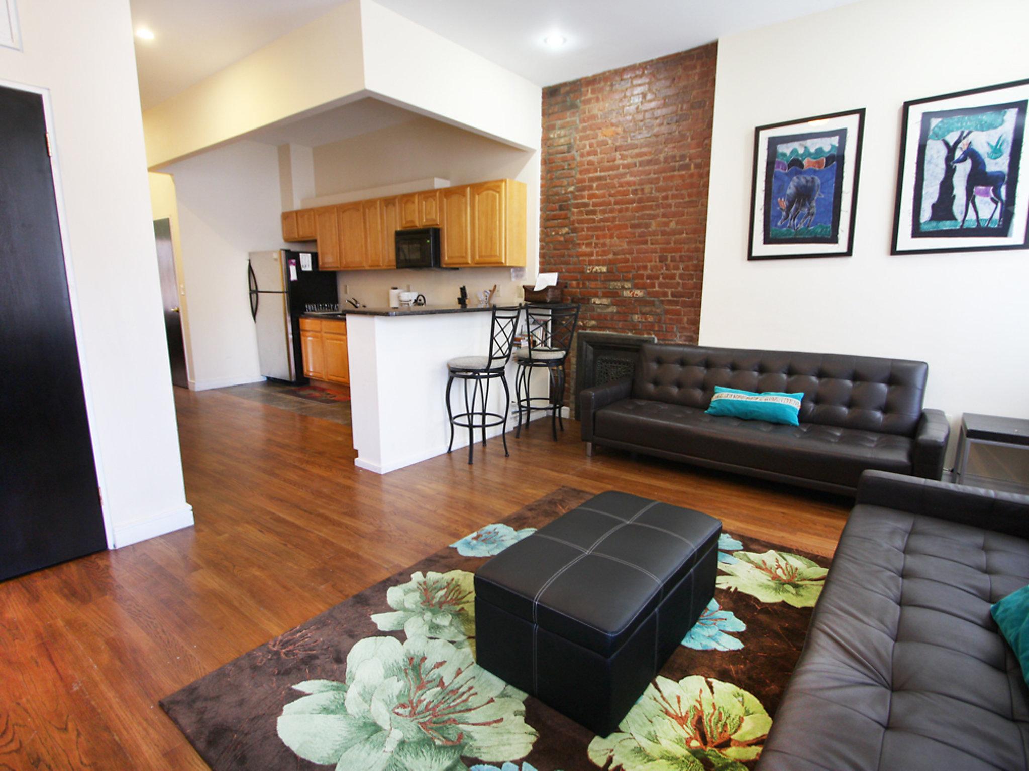 Photo 6 - 2 bedroom Apartment in New York