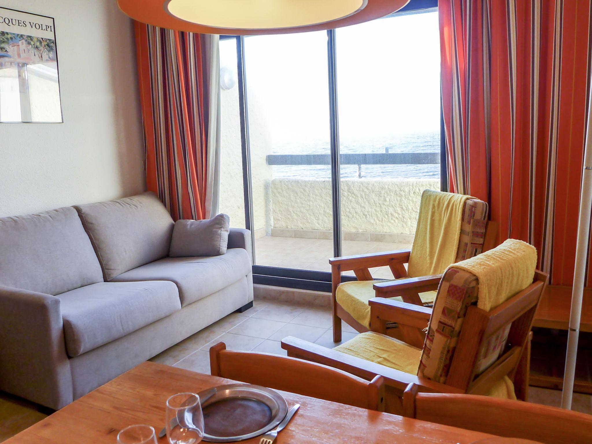 Photo 8 - 2 bedroom Apartment in Le Barcarès with swimming pool and sea view