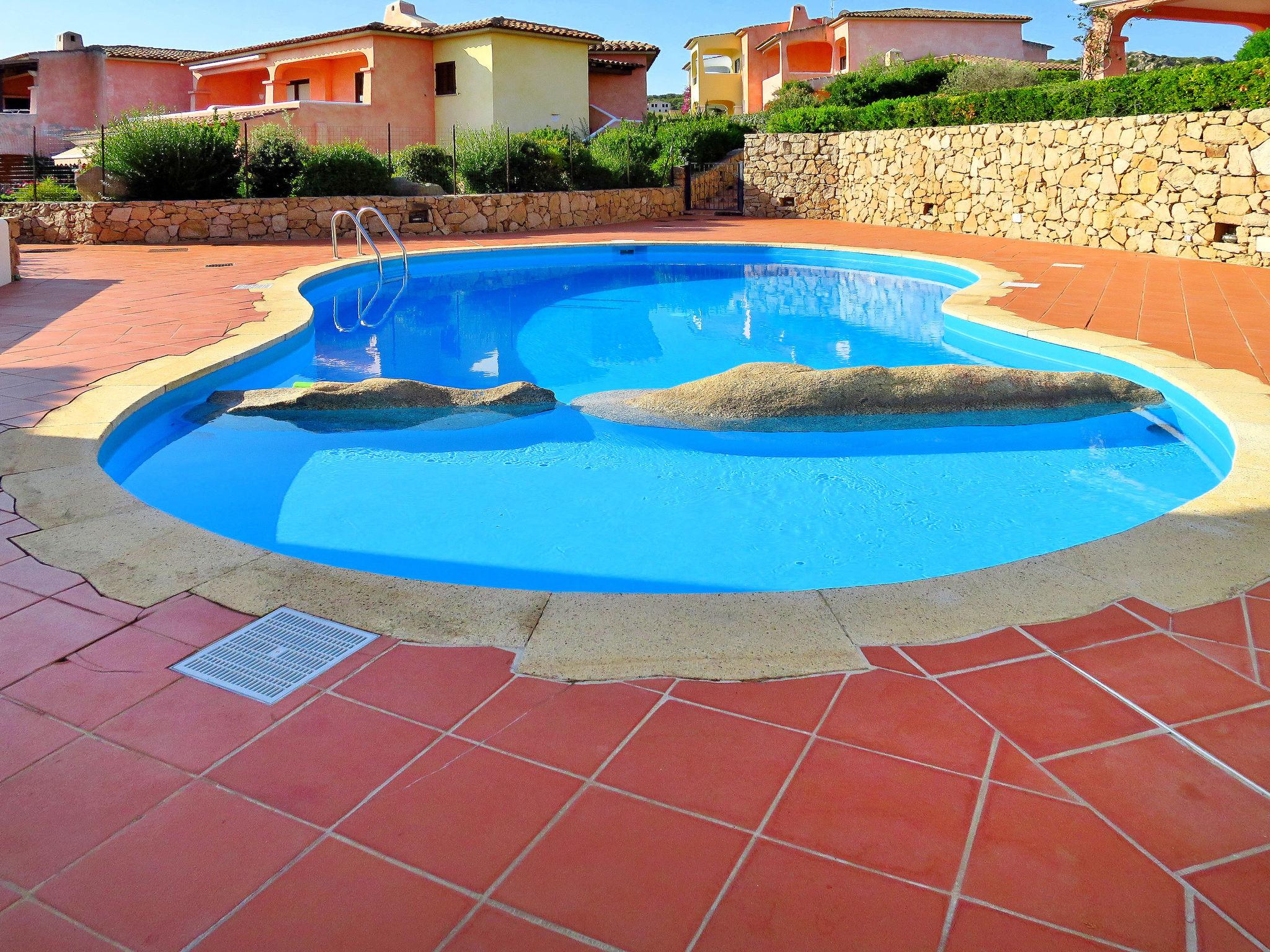 Foto 19 - Appartamento con 3 camere da letto a Arzachena con piscina e vista mare