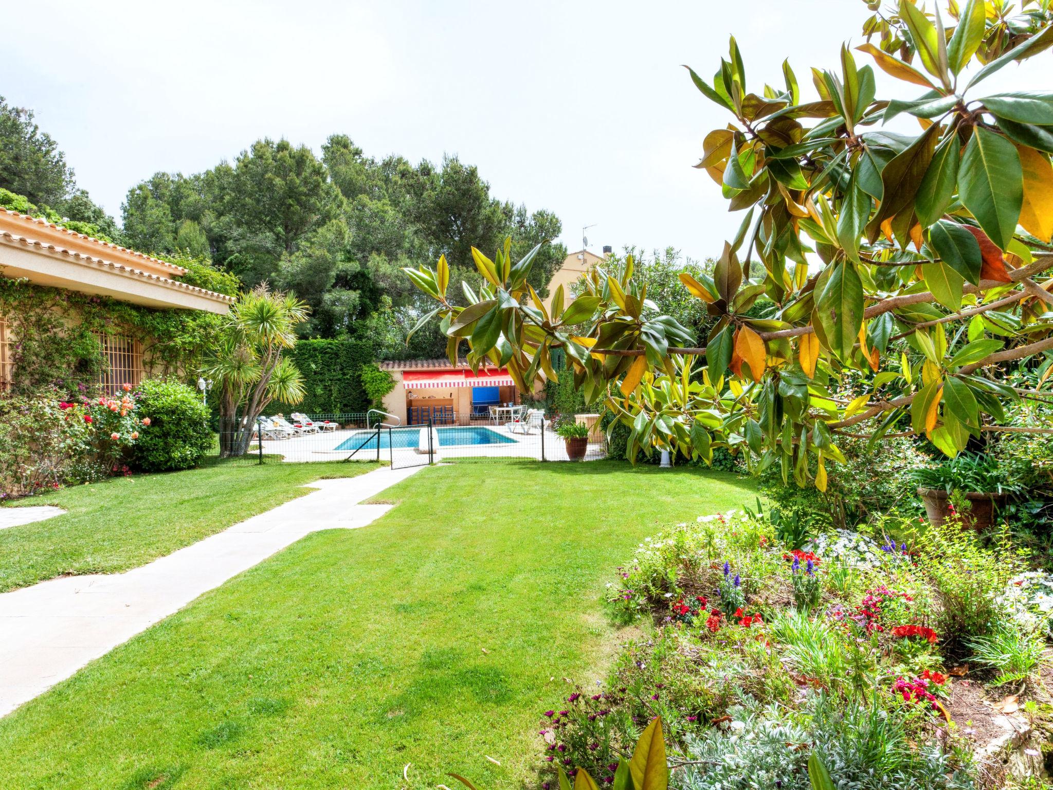 Foto 18 - Casa con 3 camere da letto a Palafrugell con piscina privata e giardino