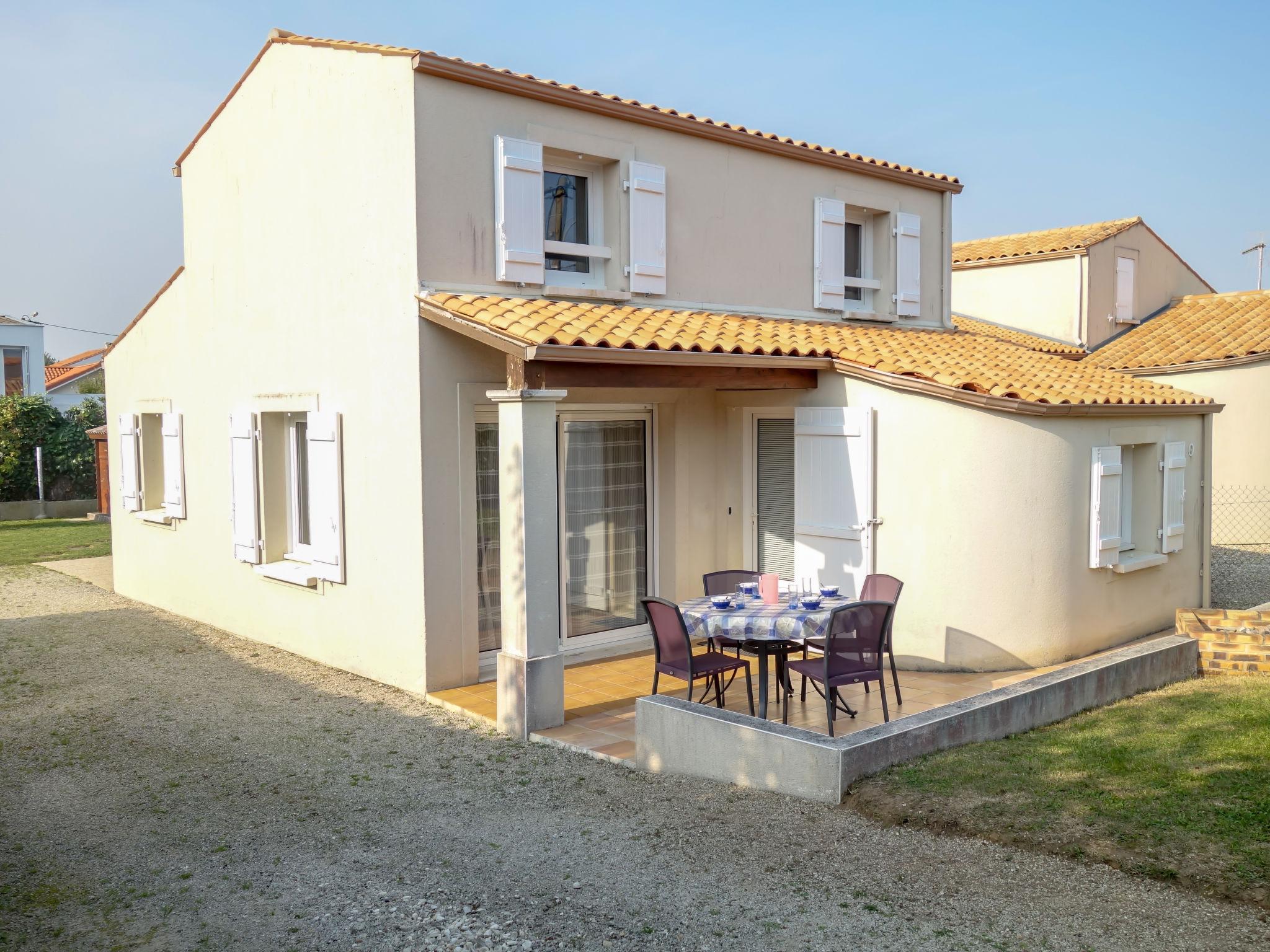 Foto 1 - Casa de 3 habitaciones en Vaux-sur-Mer con jardín y vistas al mar