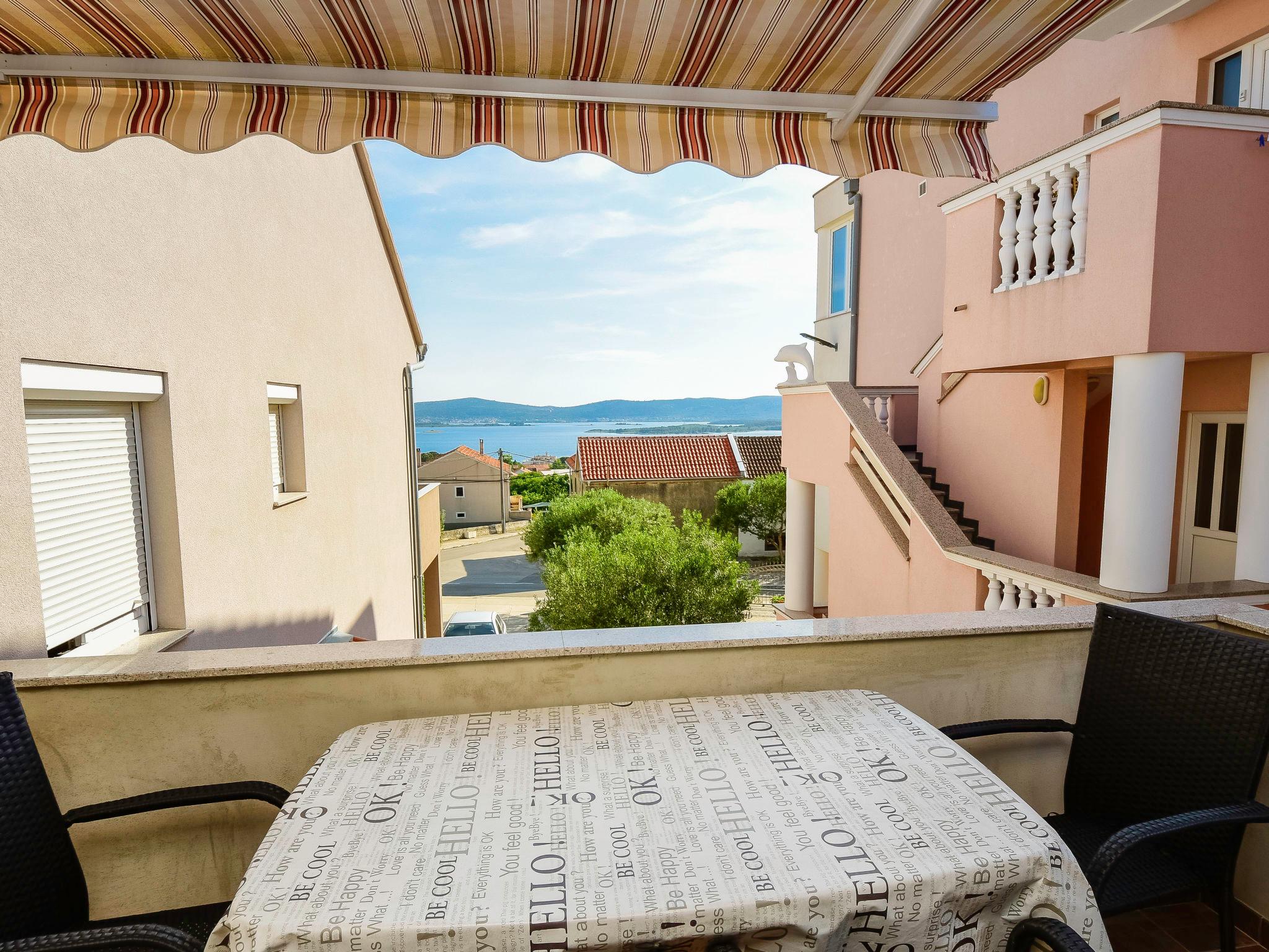 Photo 12 - Appartement de 2 chambres à Sveti Filip i Jakov avec terrasse