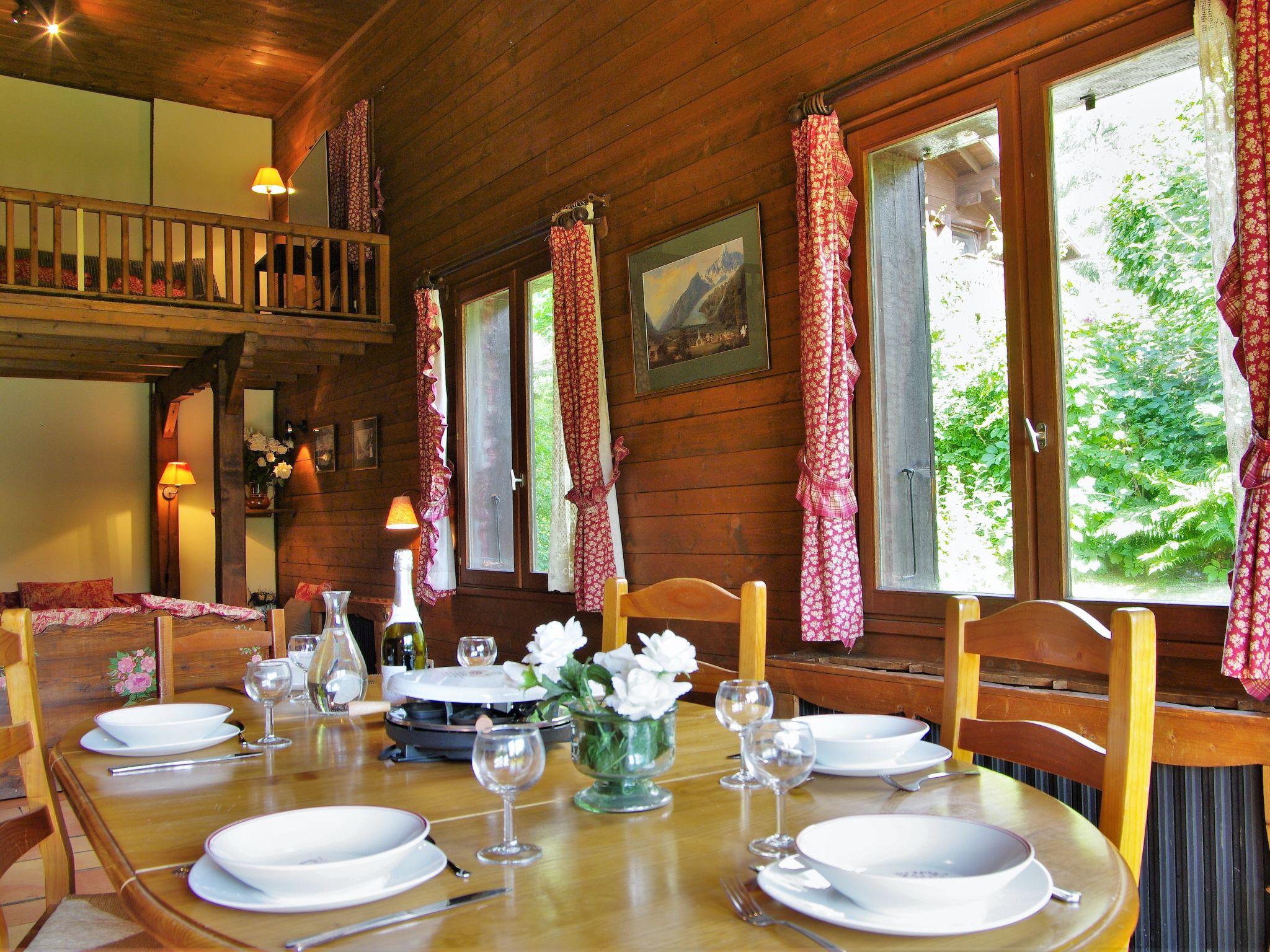 Photo 3 - Maison de 4 chambres à Chamonix-Mont-Blanc avec jardin et terrasse