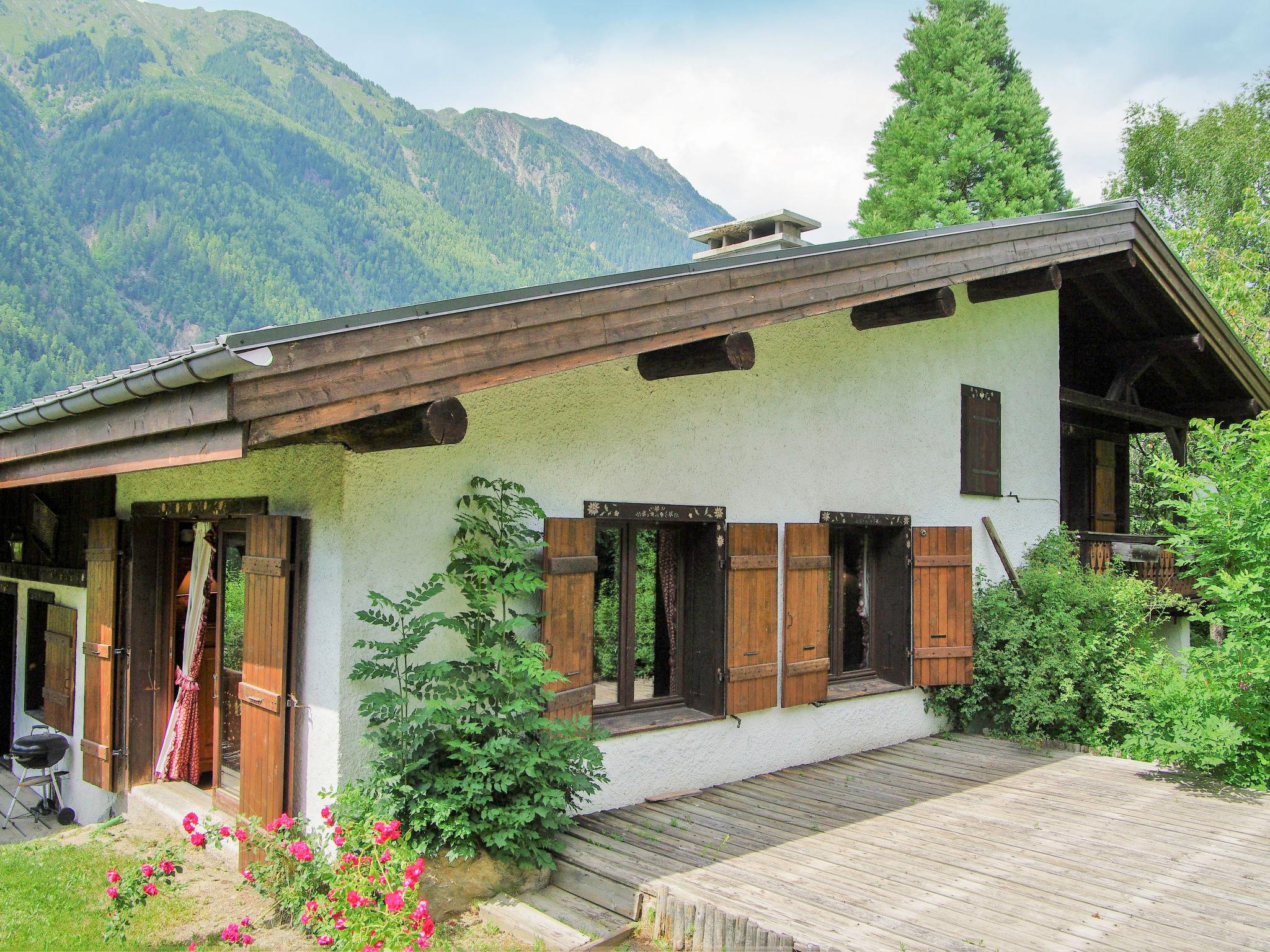 Foto 30 - Casa de 4 quartos em Chamonix-Mont-Blanc com jardim e vista para a montanha