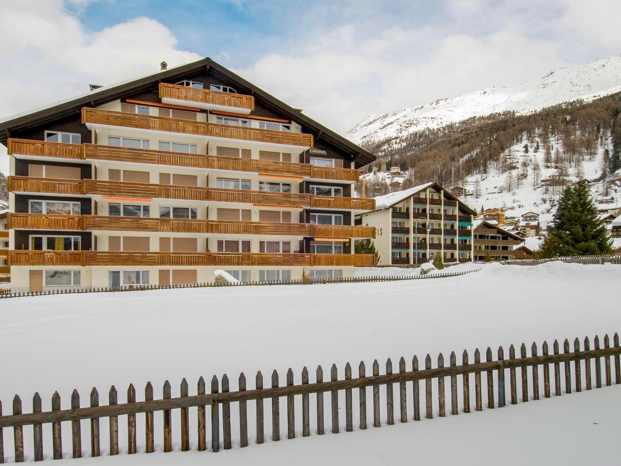 Foto 21 - Apartamento de 2 habitaciones en Zermatt con jardín