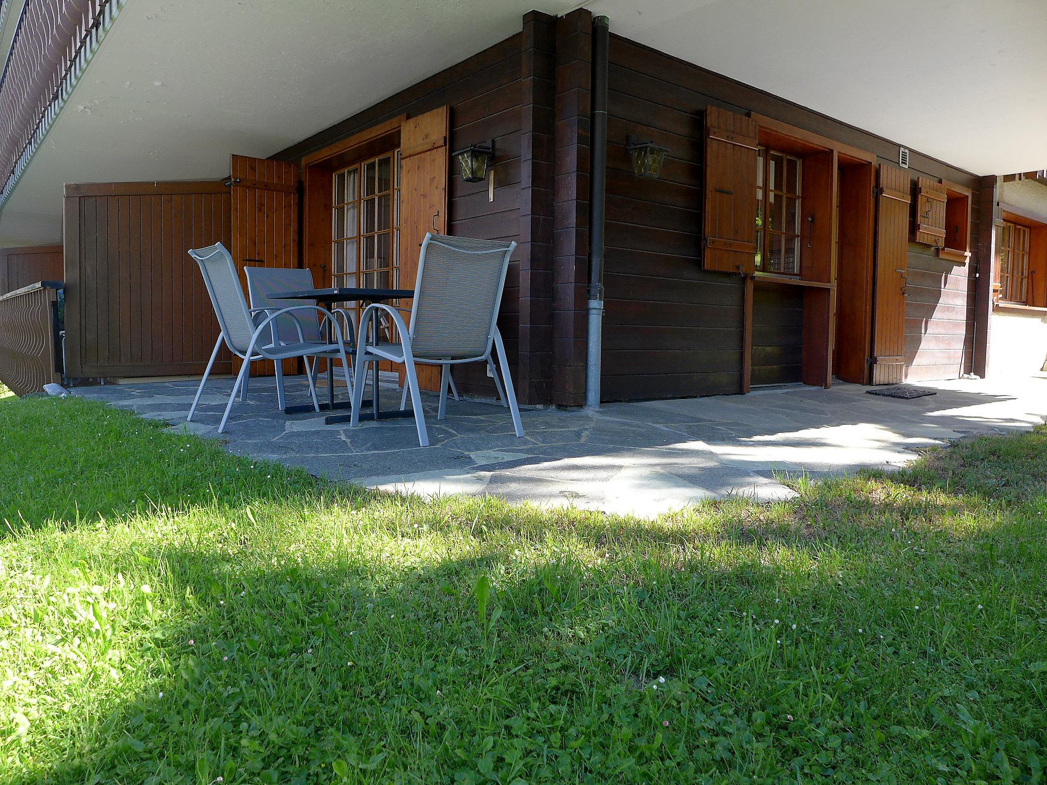 Foto 4 - Apartamento de 1 habitación en Ollon con terraza y vistas a la montaña