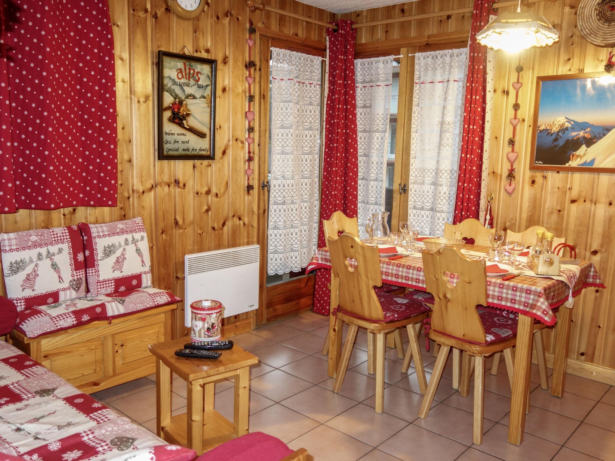 Foto 1 - Apartment mit 2 Schlafzimmern in Saint-Gervais-les-Bains mit blick auf die berge