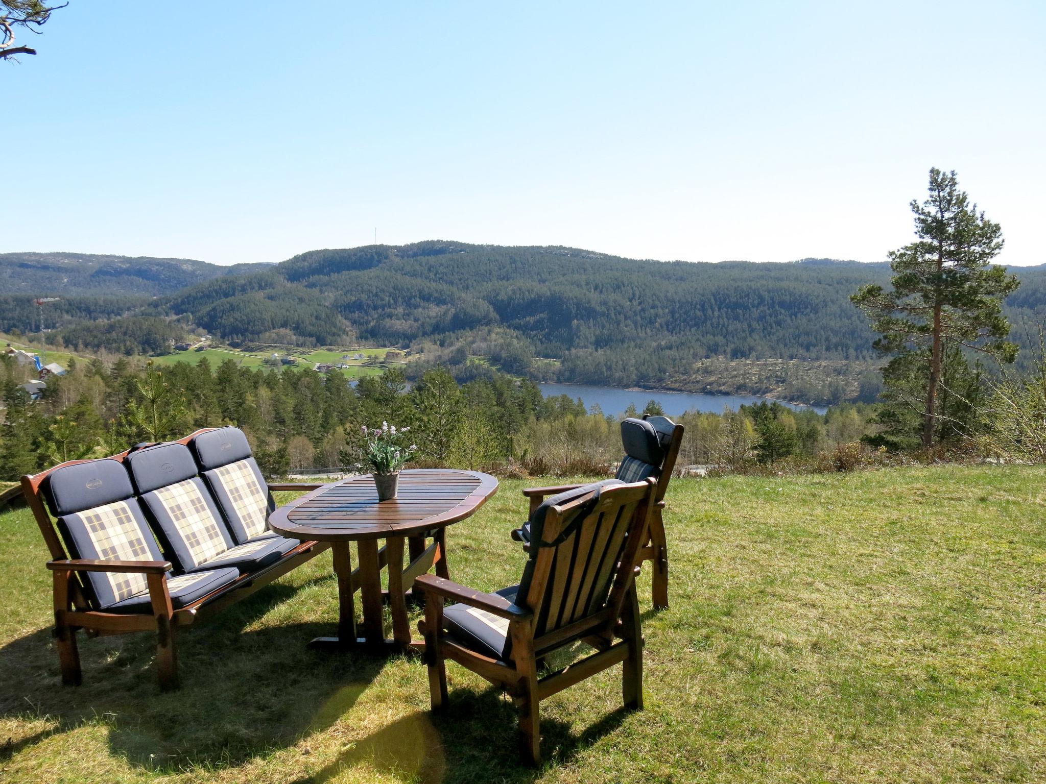 Foto 6 - Casa de 4 quartos em Fossdal com jardim e terraço