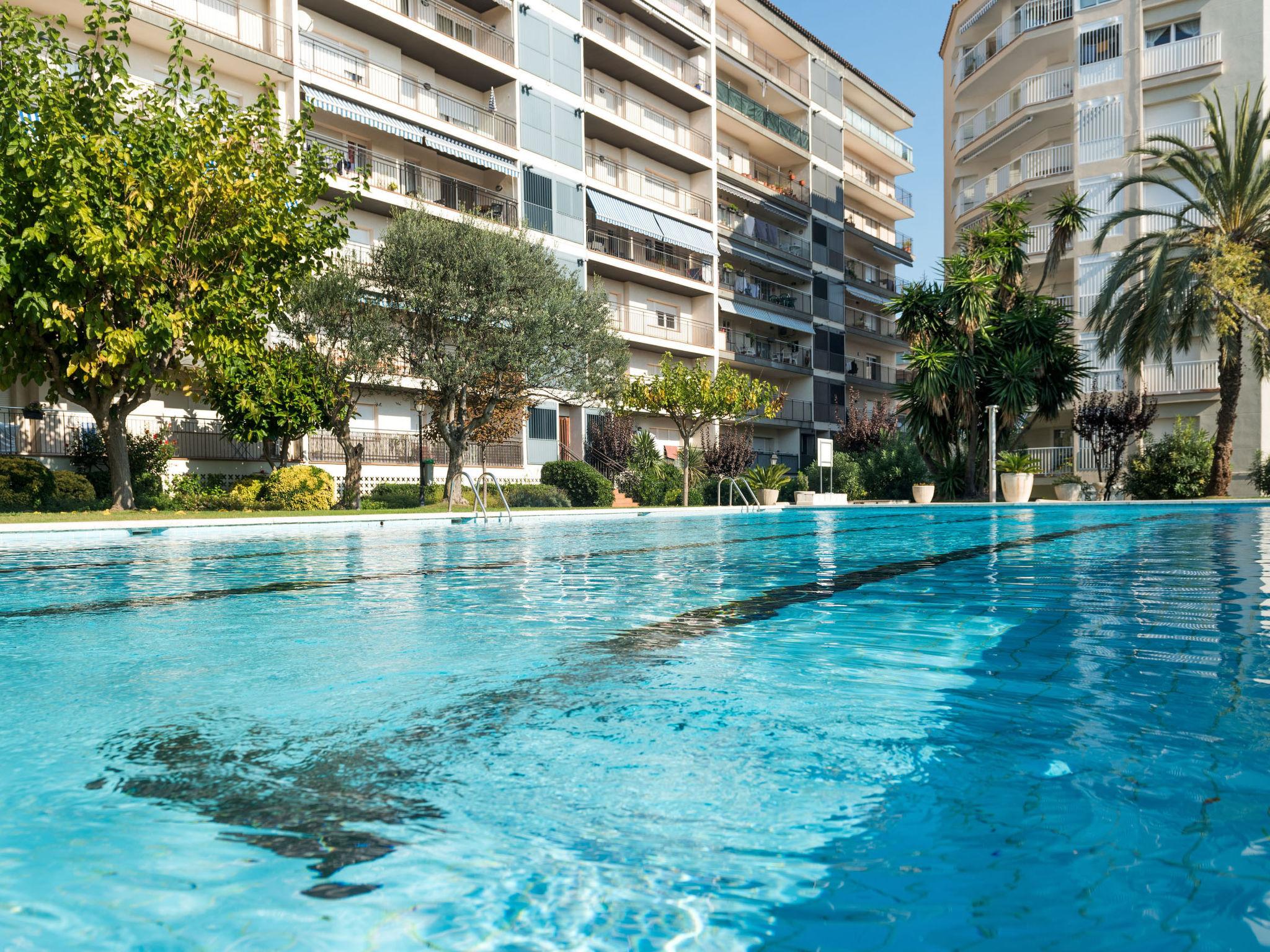 Photo 14 - Appartement de 2 chambres à Calella avec piscine et vues à la mer