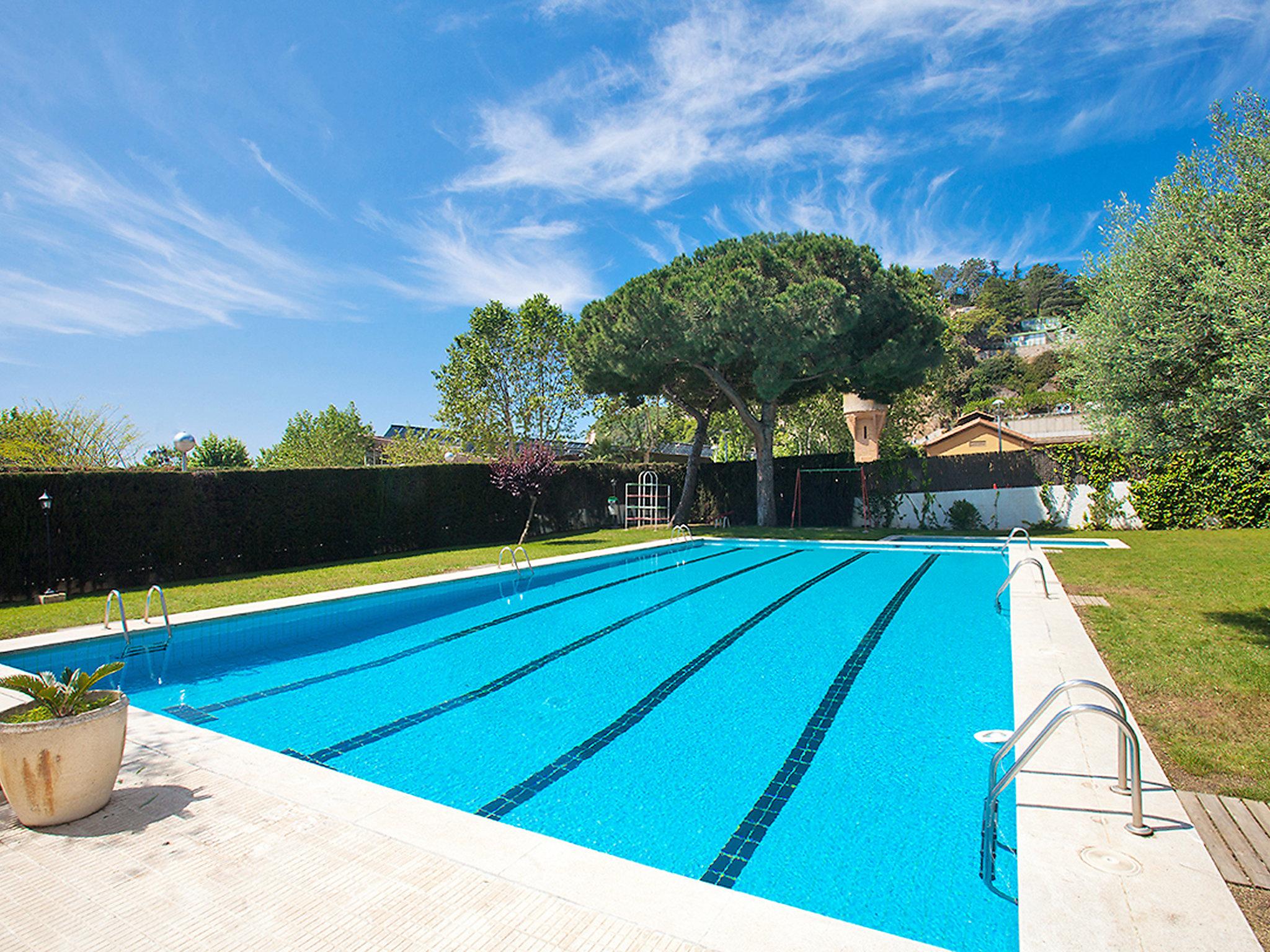 Photo 22 - Appartement de 2 chambres à Calella avec piscine et jardin