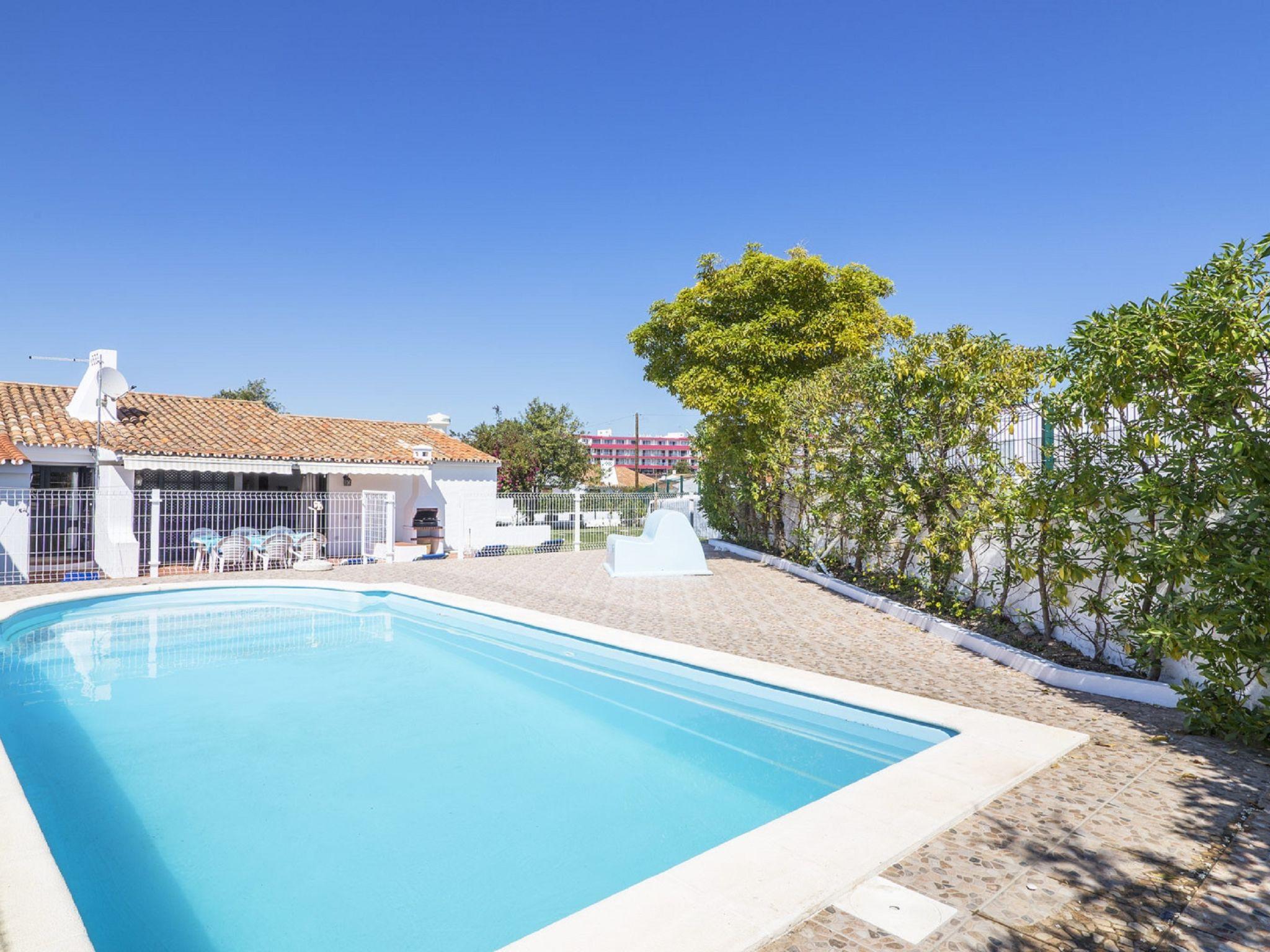 Foto 1 - Casa de 3 quartos em Albufeira com piscina privada e jardim