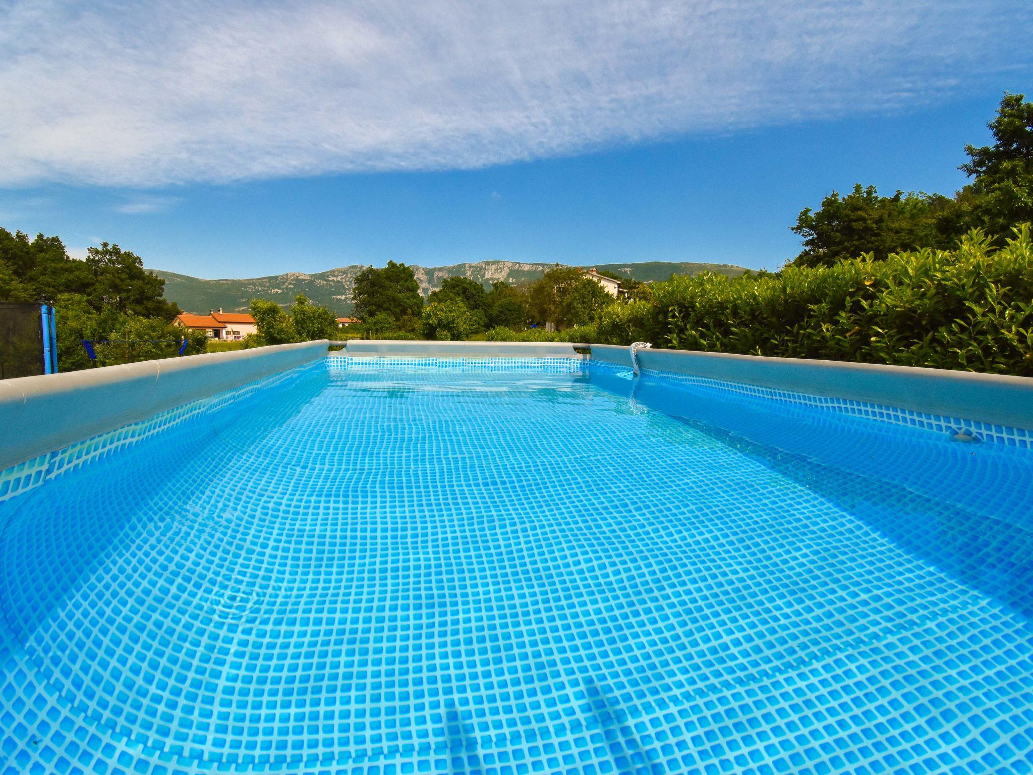 Photo 18 - Appartement de 1 chambre à Kršan avec piscine privée et vues à la mer