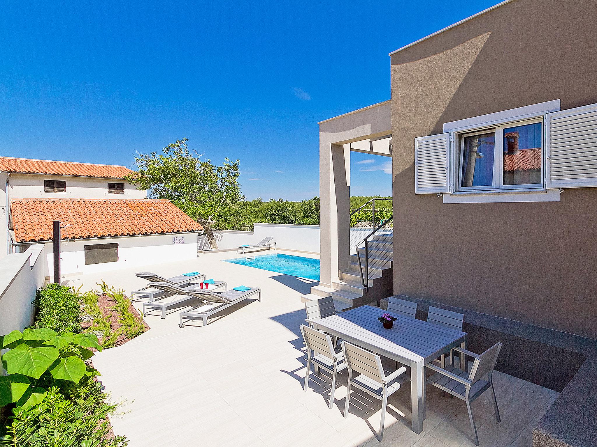 Photo 28 - Maison de 3 chambres à Labin avec piscine privée et terrasse