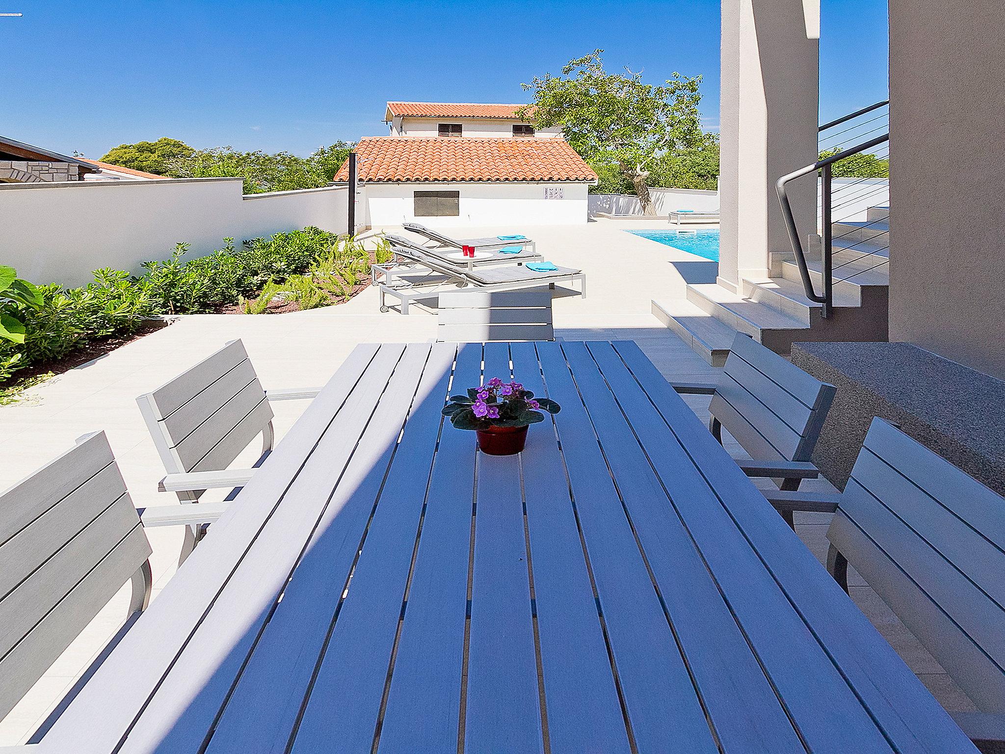 Photo 29 - Maison de 3 chambres à Labin avec piscine privée et terrasse