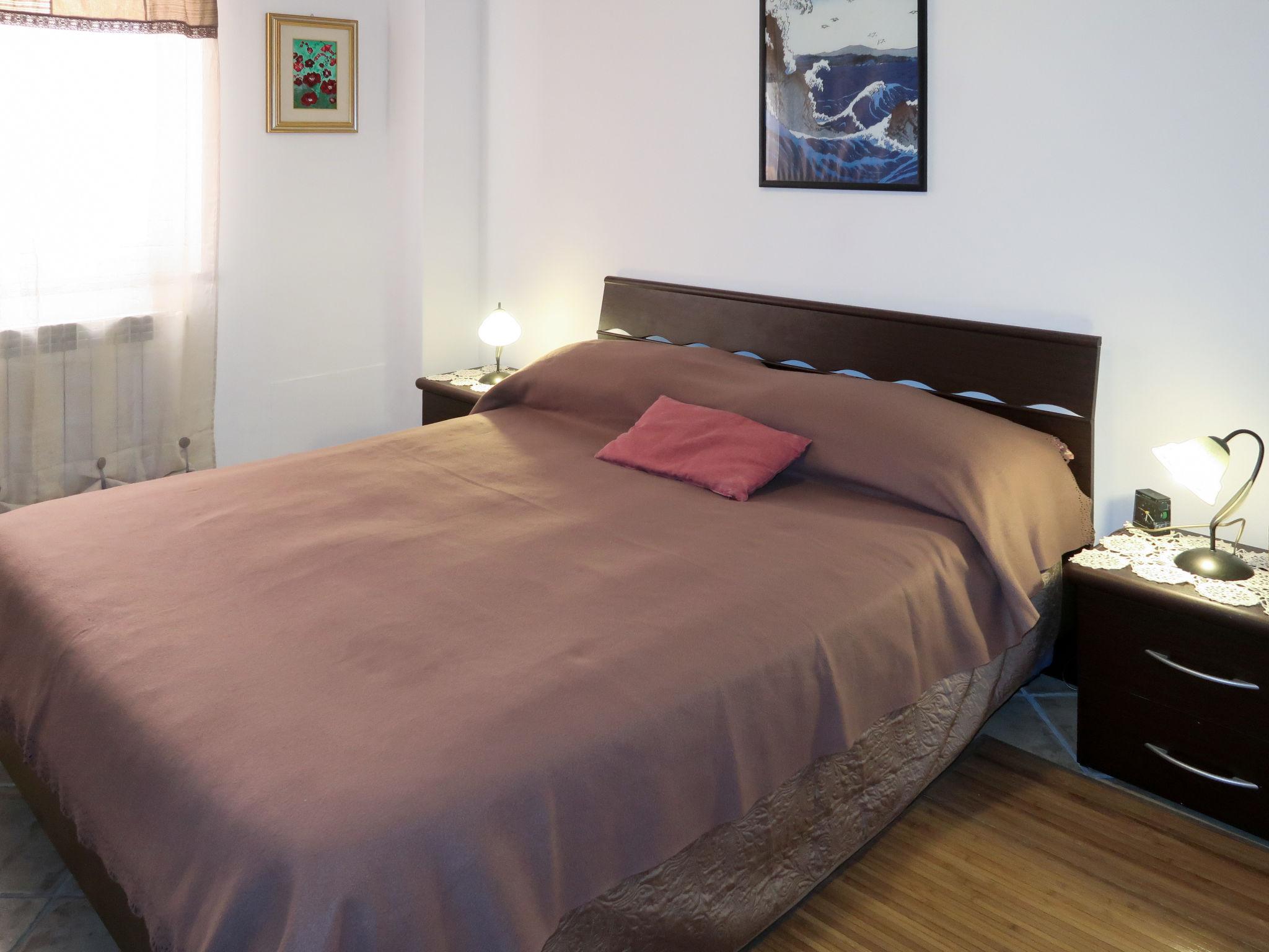 Foto 5 - Apartamento de 1 habitación en Civezza con terraza y vistas al mar