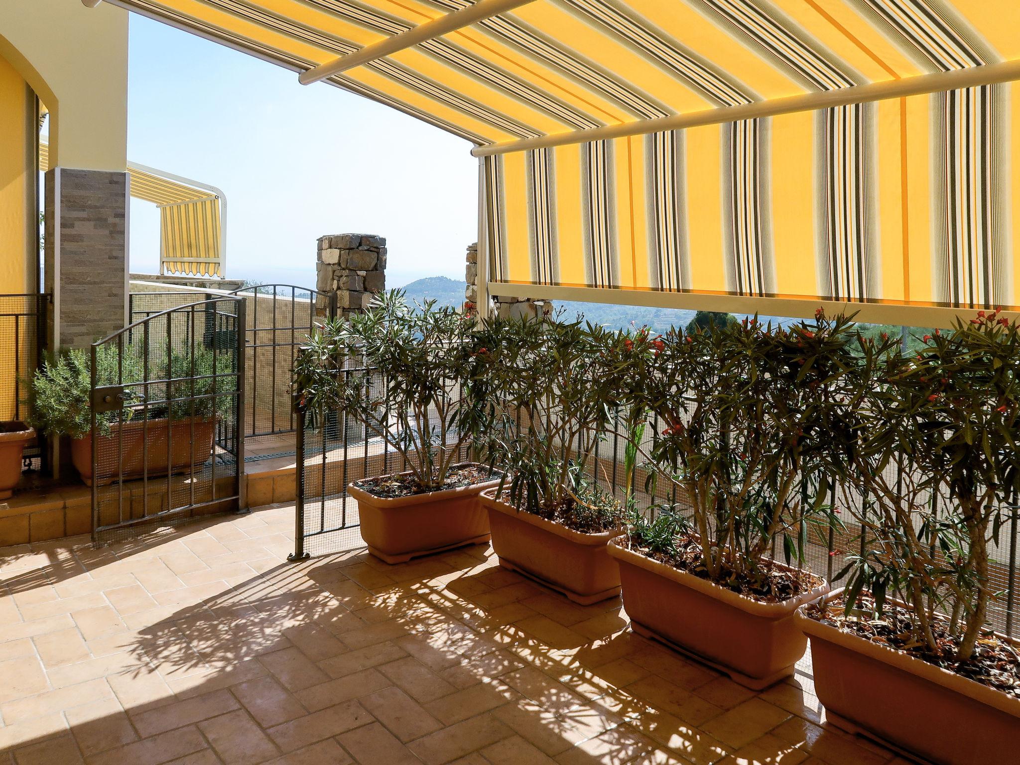 Foto 1 - Apartamento de 1 habitación en Civezza con terraza y vistas al mar