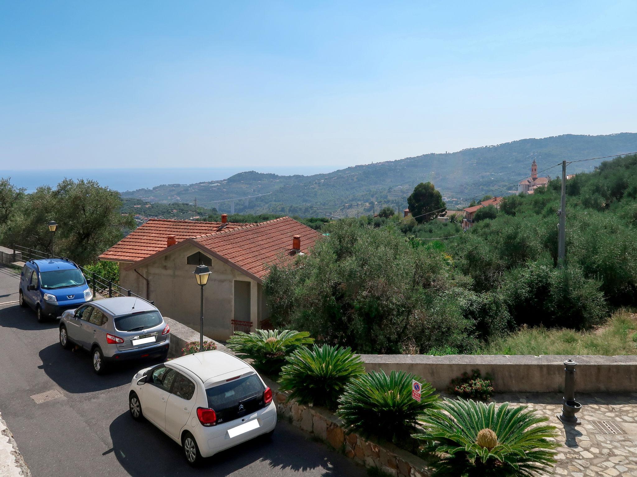 Photo 16 - 1 bedroom Apartment in Civezza with terrace and sea view
