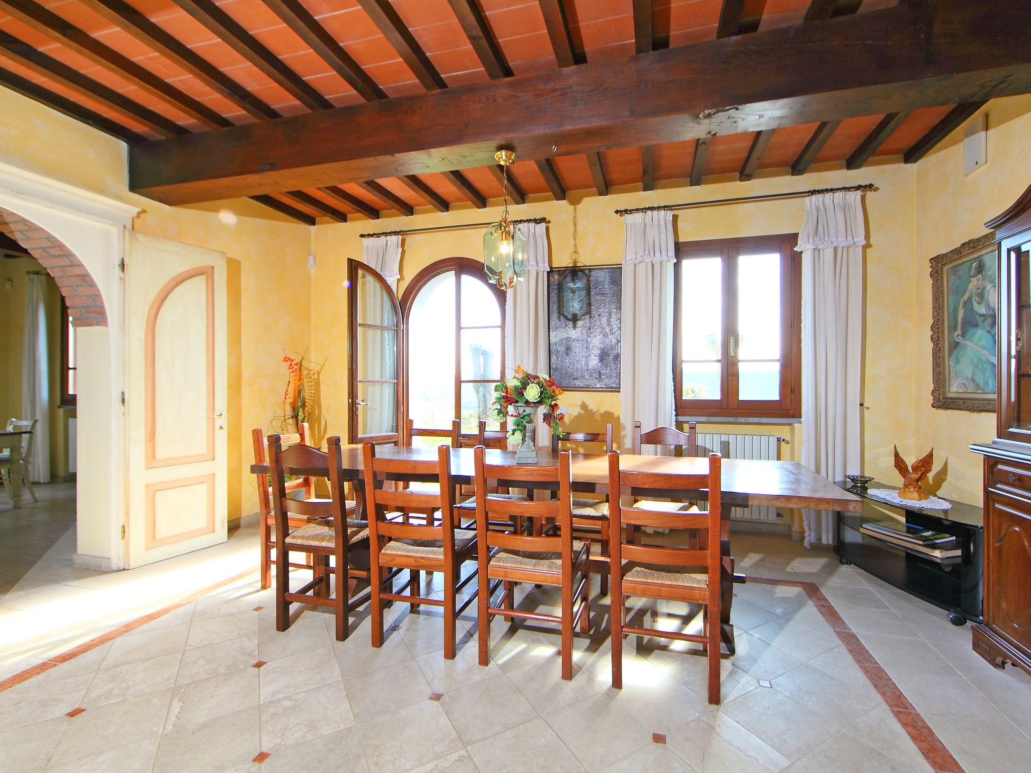 Photo 10 - 6 bedroom House in Fucecchio with private pool and garden
