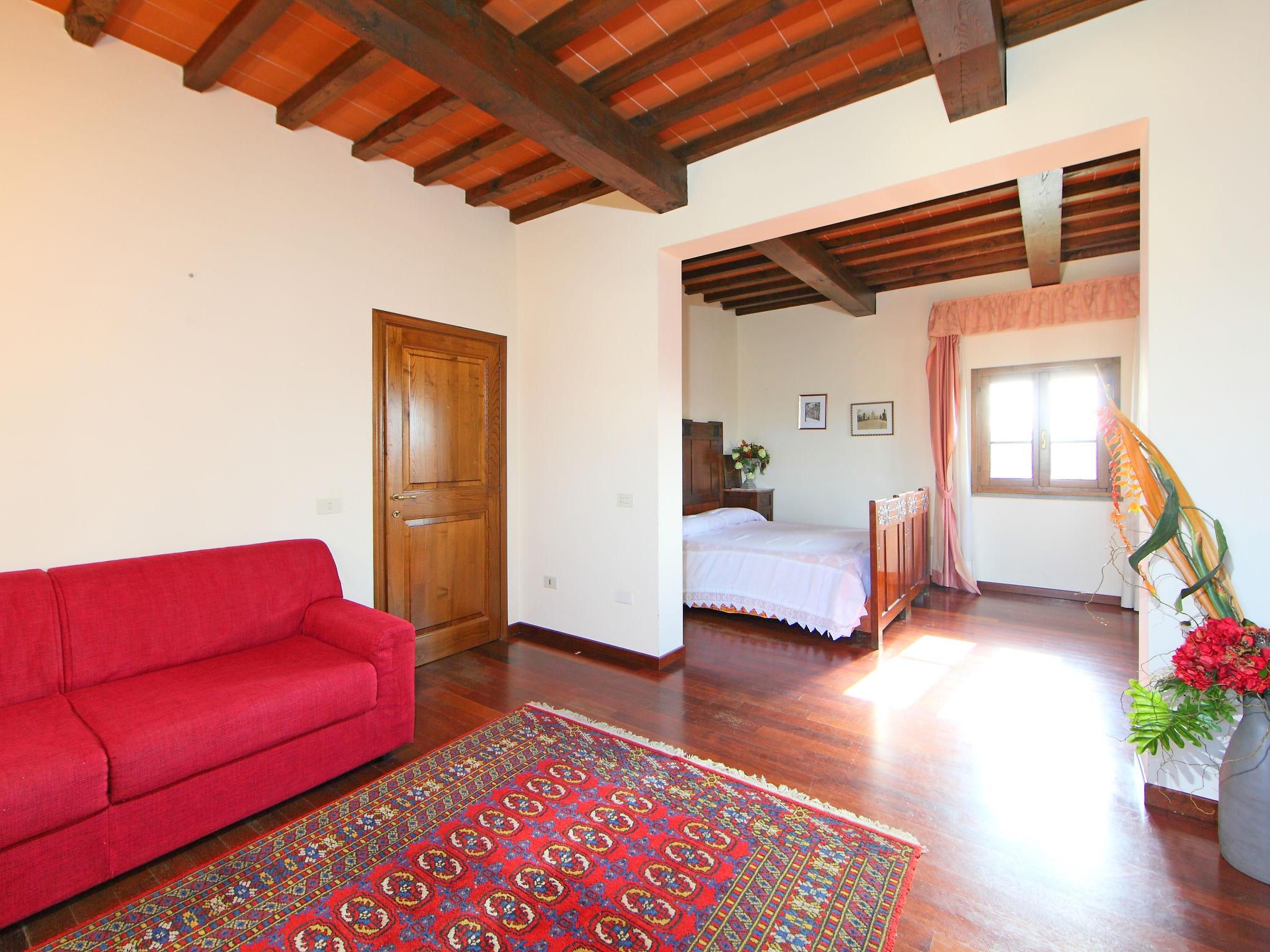 Photo 19 - 6 bedroom House in Fucecchio with private pool and garden