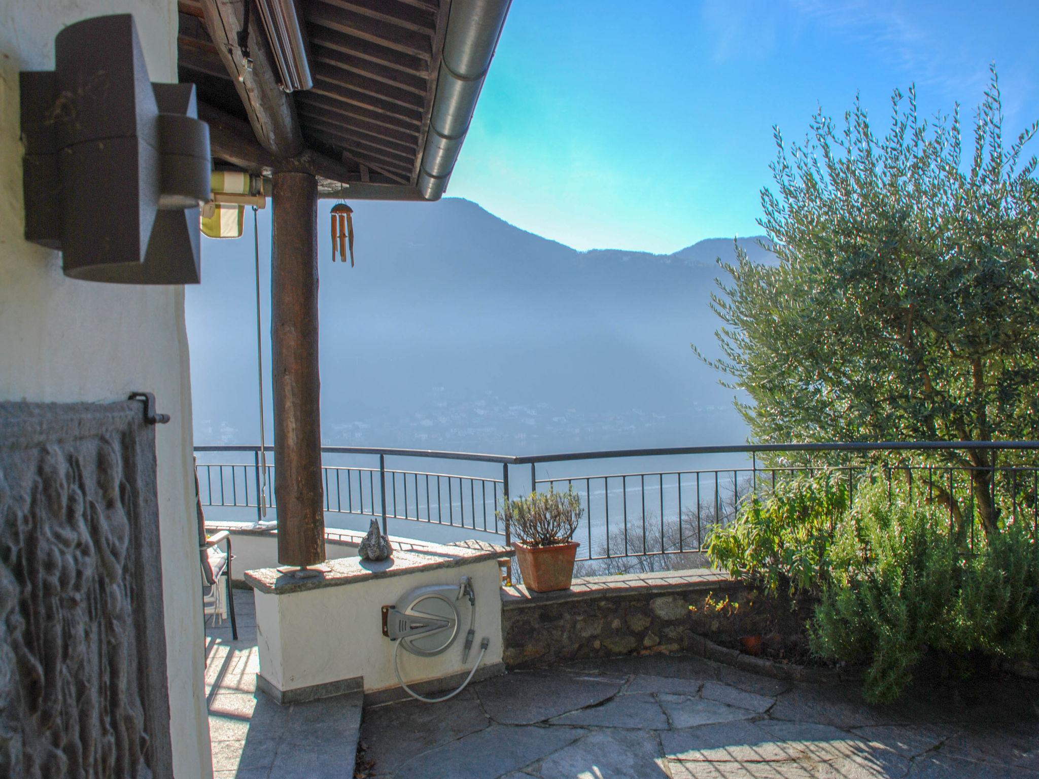 Photo 32 - Maison de 3 chambres à Vico Morcote avec jardin et vues sur la montagne